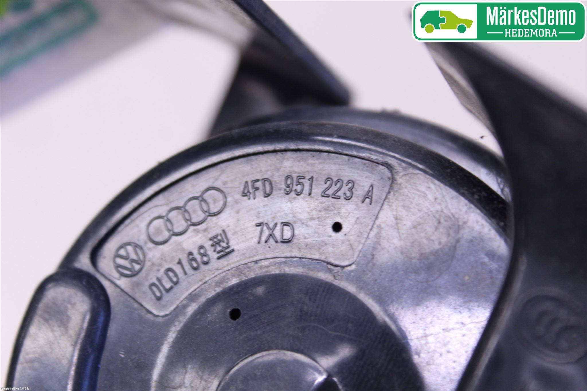 Volkswagen VW TOUAREG 7L 03-10 Signalhorn