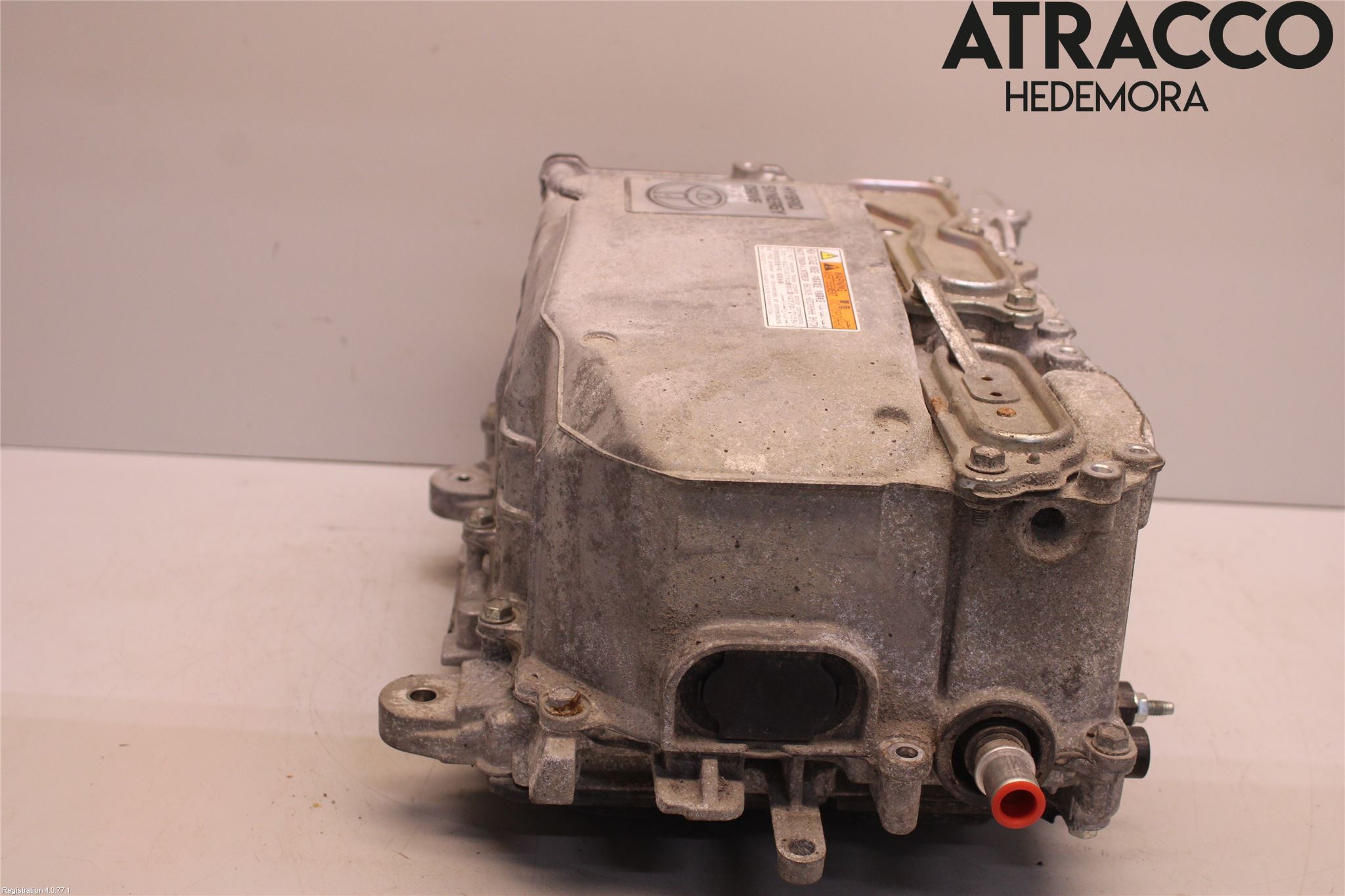 Toyota YARIS XP130 15-20 Hybridconverter