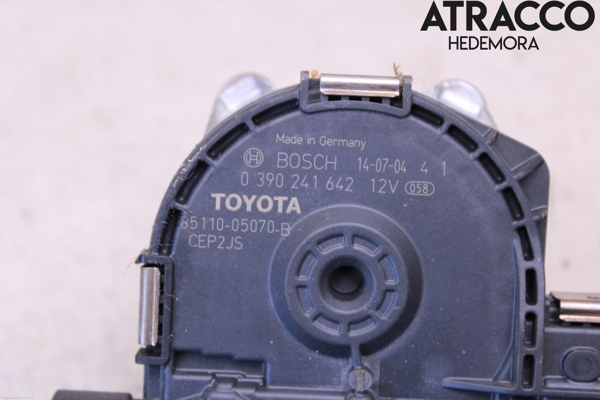 Toyota AVENSIS 09-15 Viskermotor Frontrute