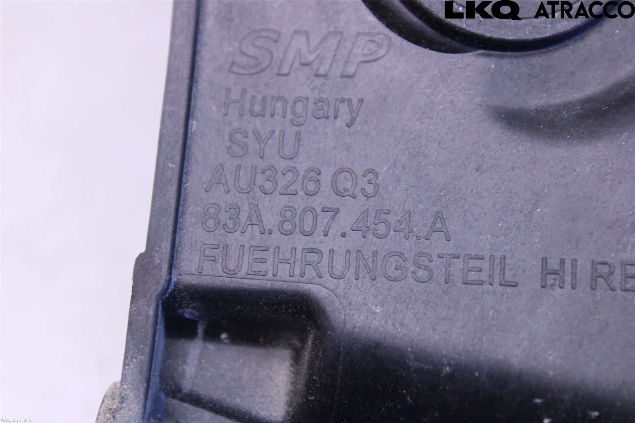 Audi Q3 F3 19- Støtfangerfeste Bak Høyre