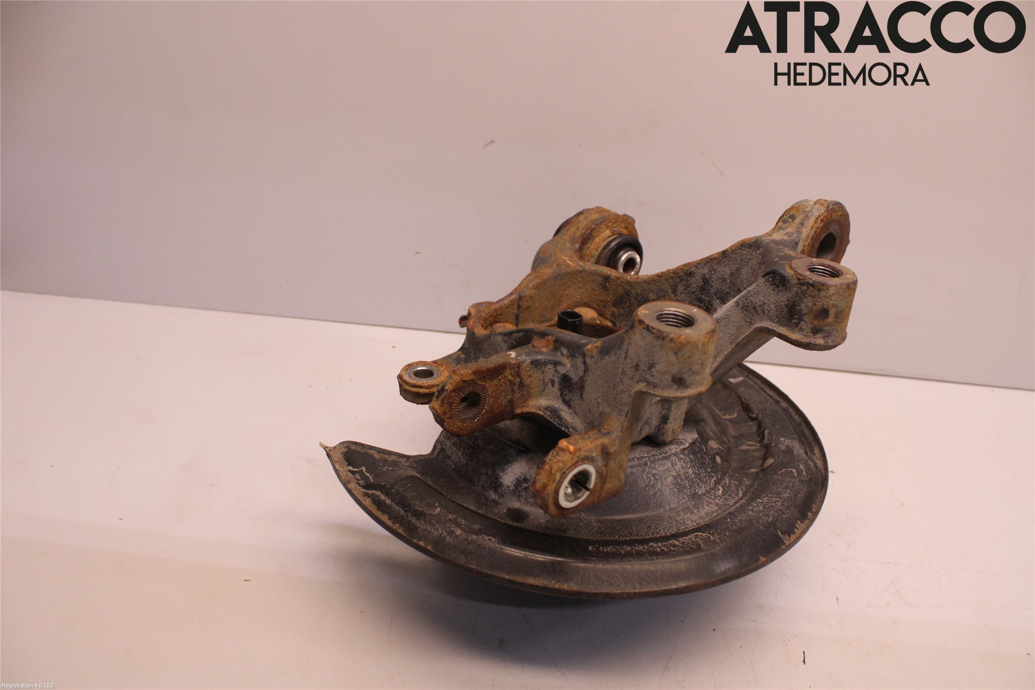Toyota AURIS 13-19 Spindel Hb