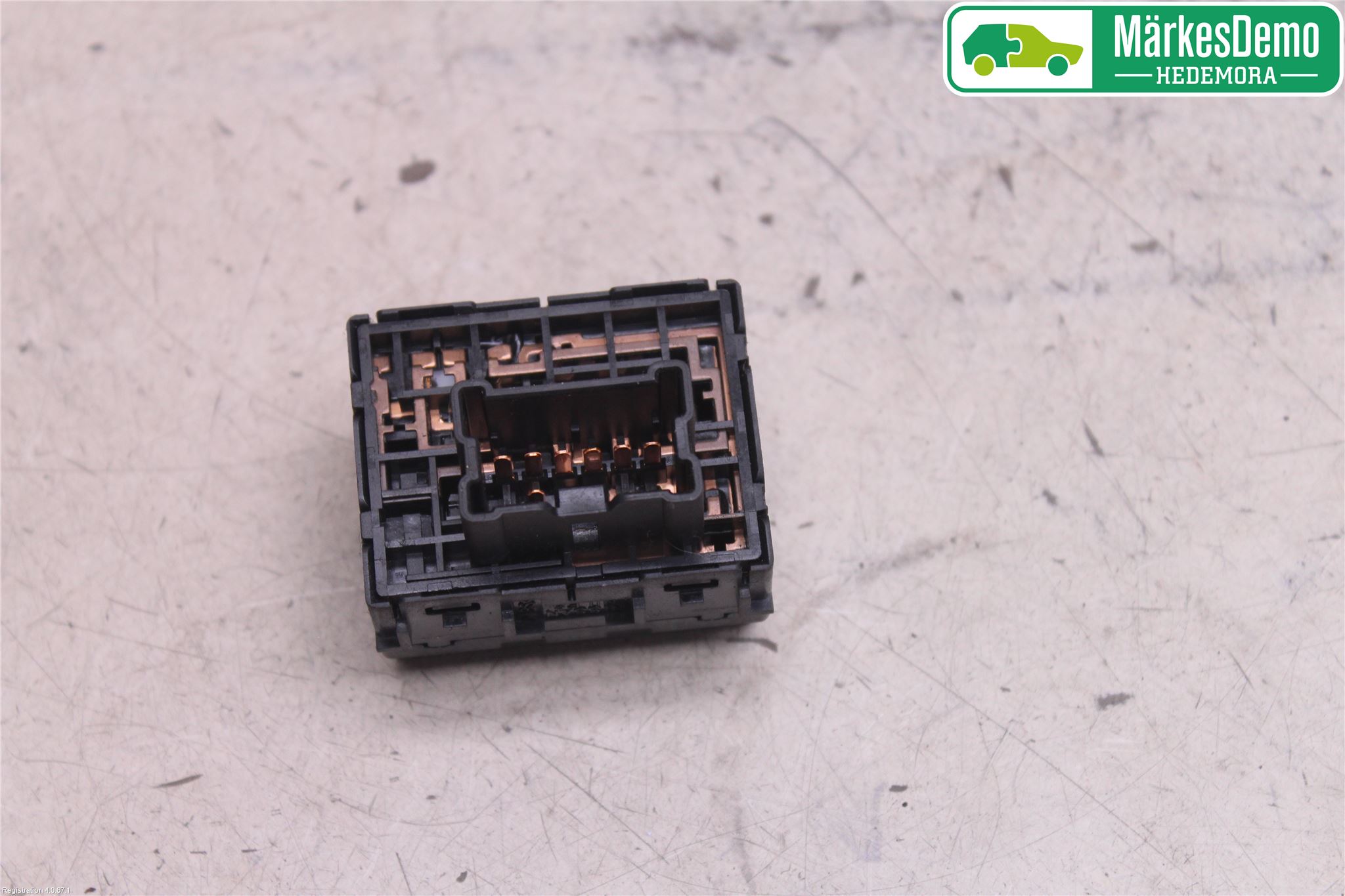Nissan PATHFINDER R51 05-12 Bryter Speil