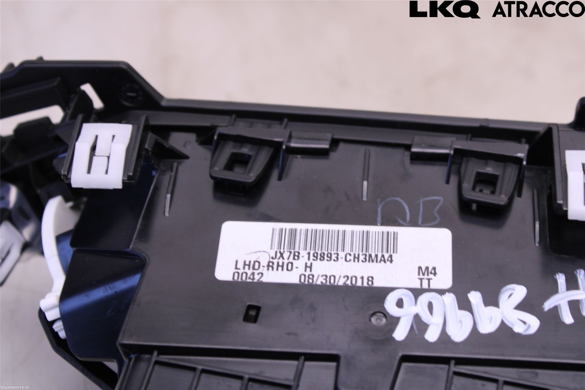 Ford FOCUS 19- Dashbord Kanal - Dyse