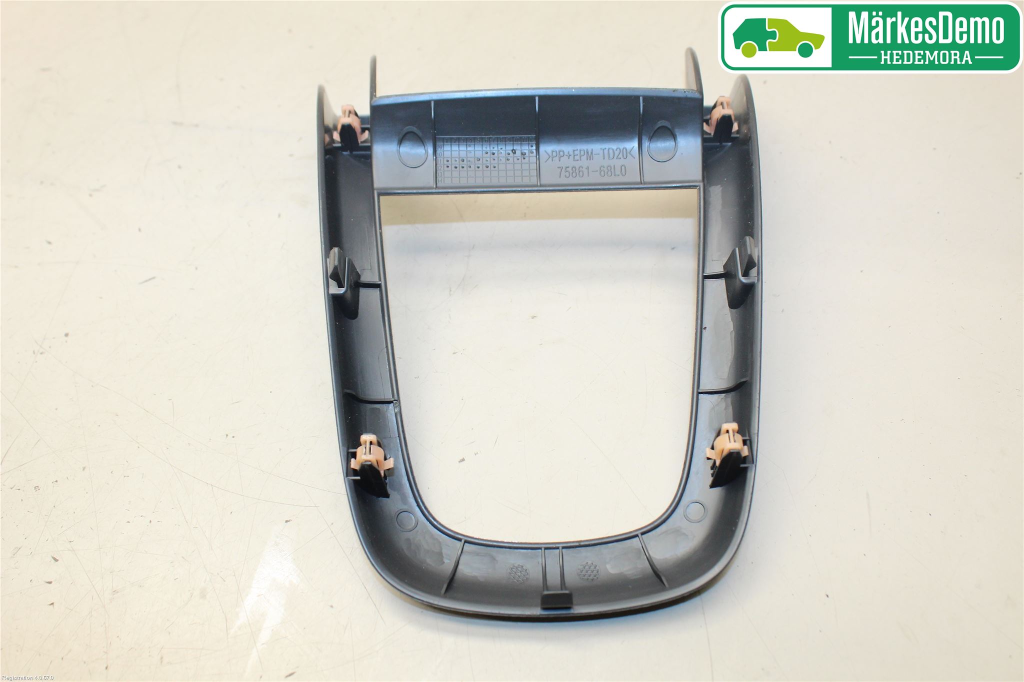 Suzuki SWIFT 11-16 Inredning Sarg Växelspak