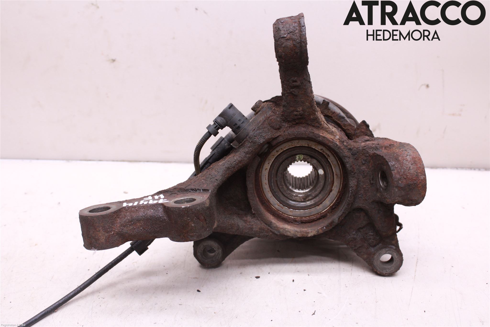 Toyota AVENSIS VERSO Spindel Hf