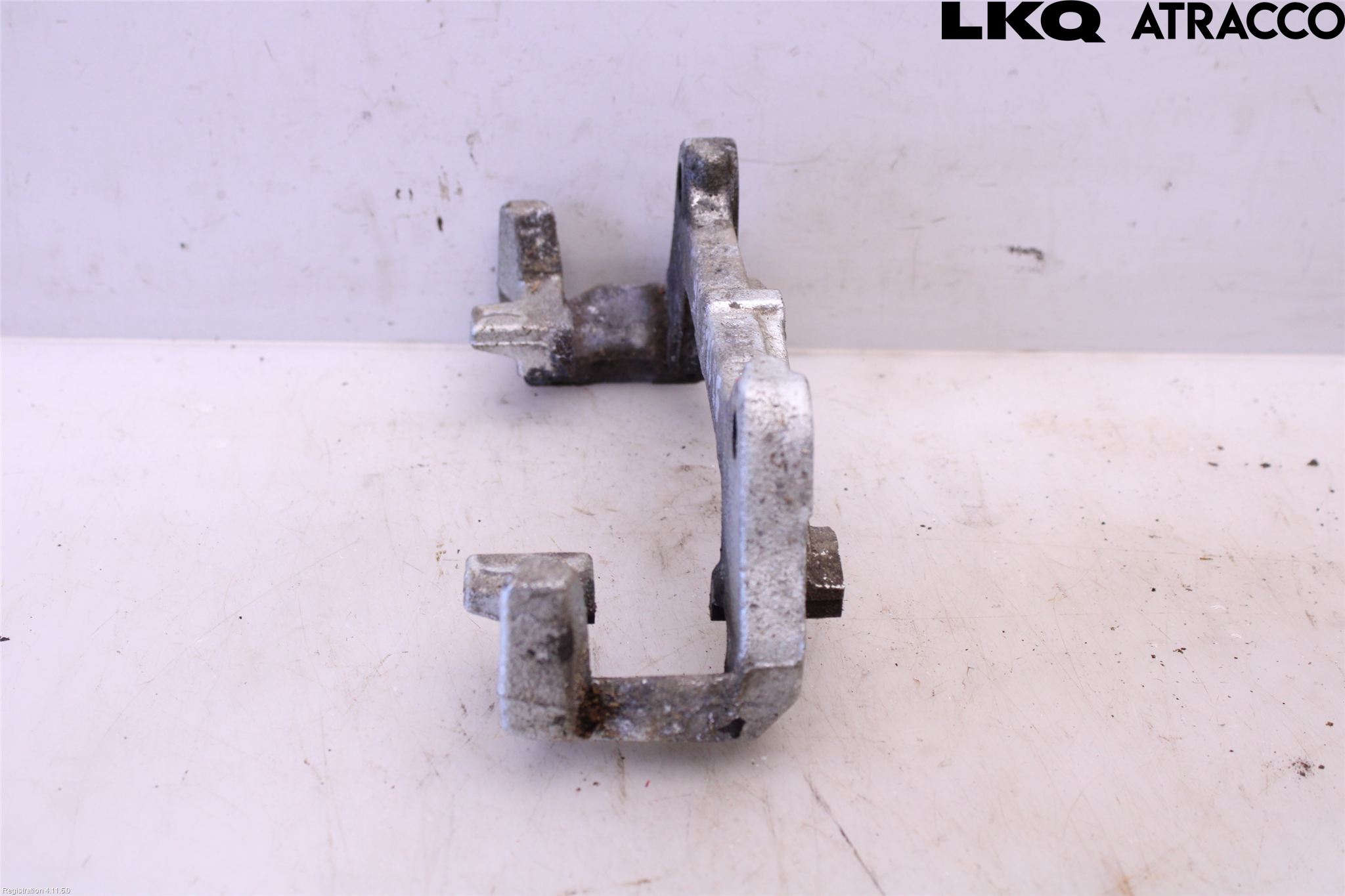 Toyota YARIS XP21 20- Bremsecaliper Feste Holder