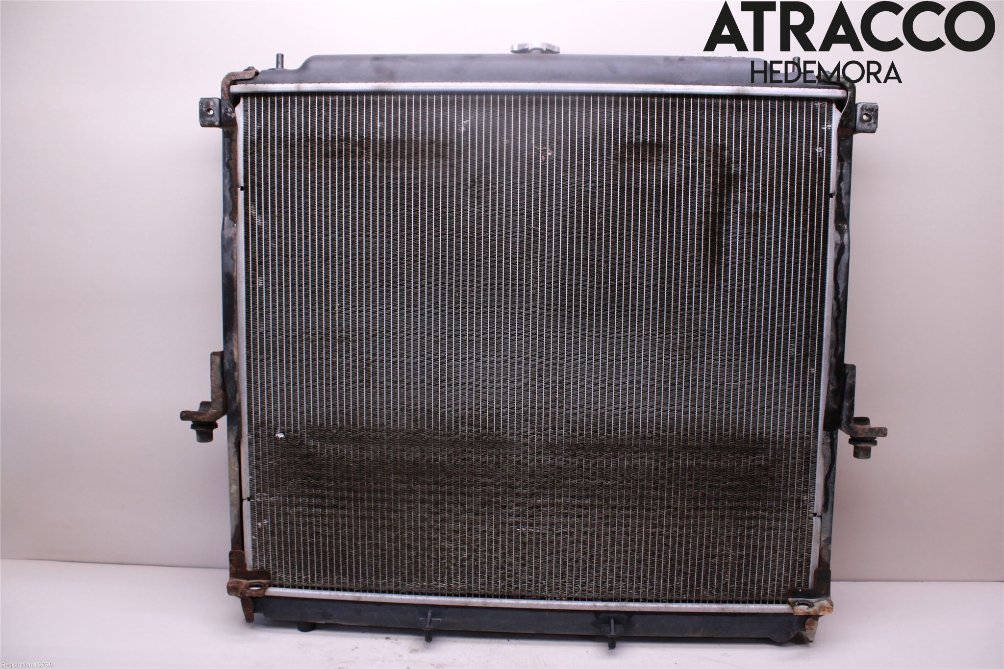 Nissan NAVARA 05-16 Radiator Manuell