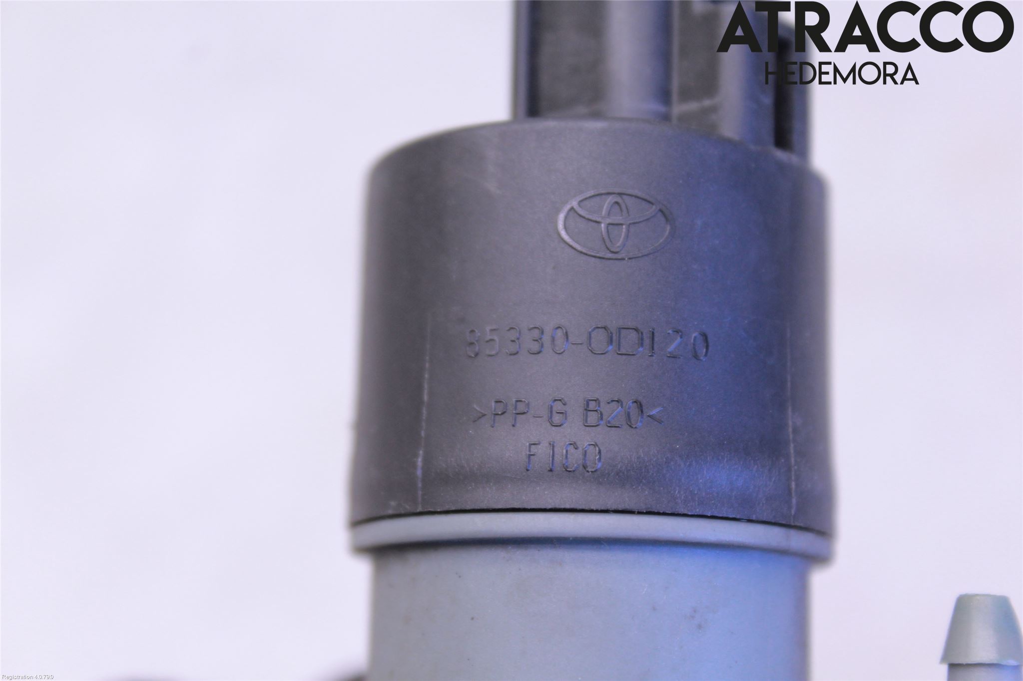 Toyota YARIS XP130 12-14 Spylerpumpe Frontrute