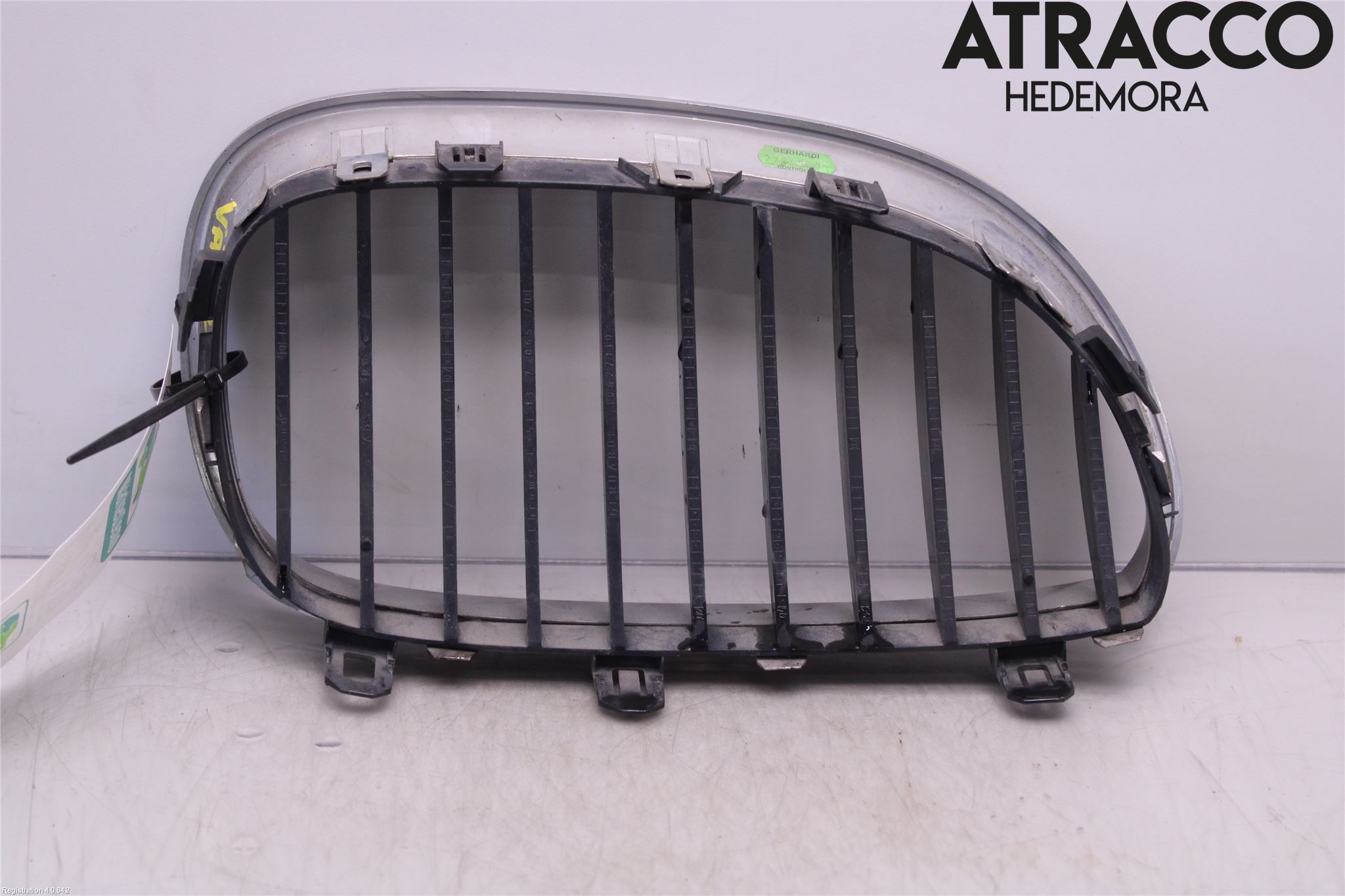 BMW 5 E60/61 Sed/Tou 02-10 Grilldel Venstre