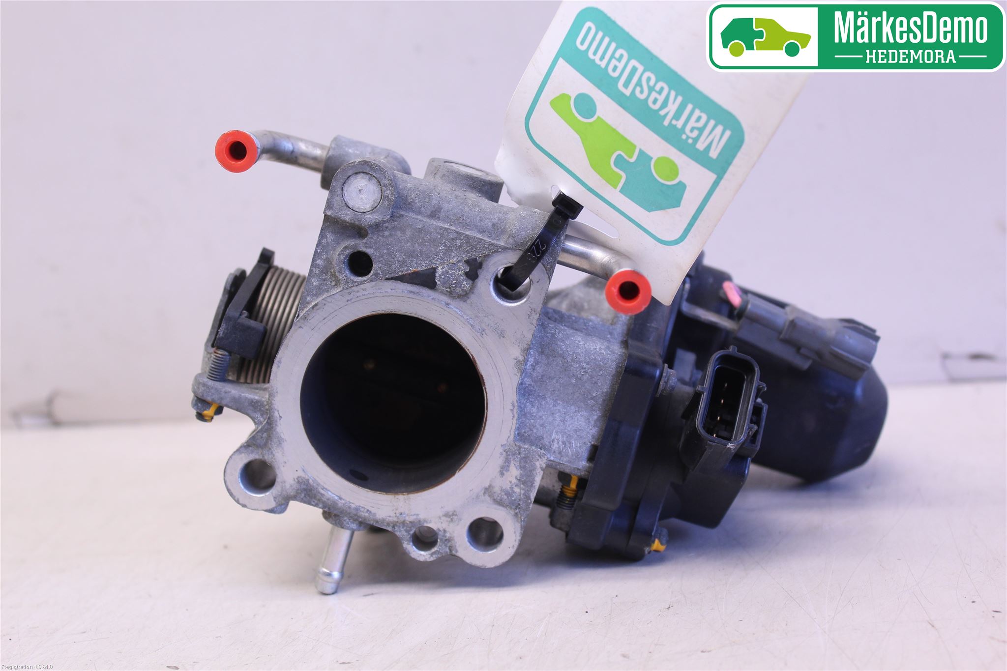 Toyota PRIUS NWH20 04-08 Inns Spjeldhus