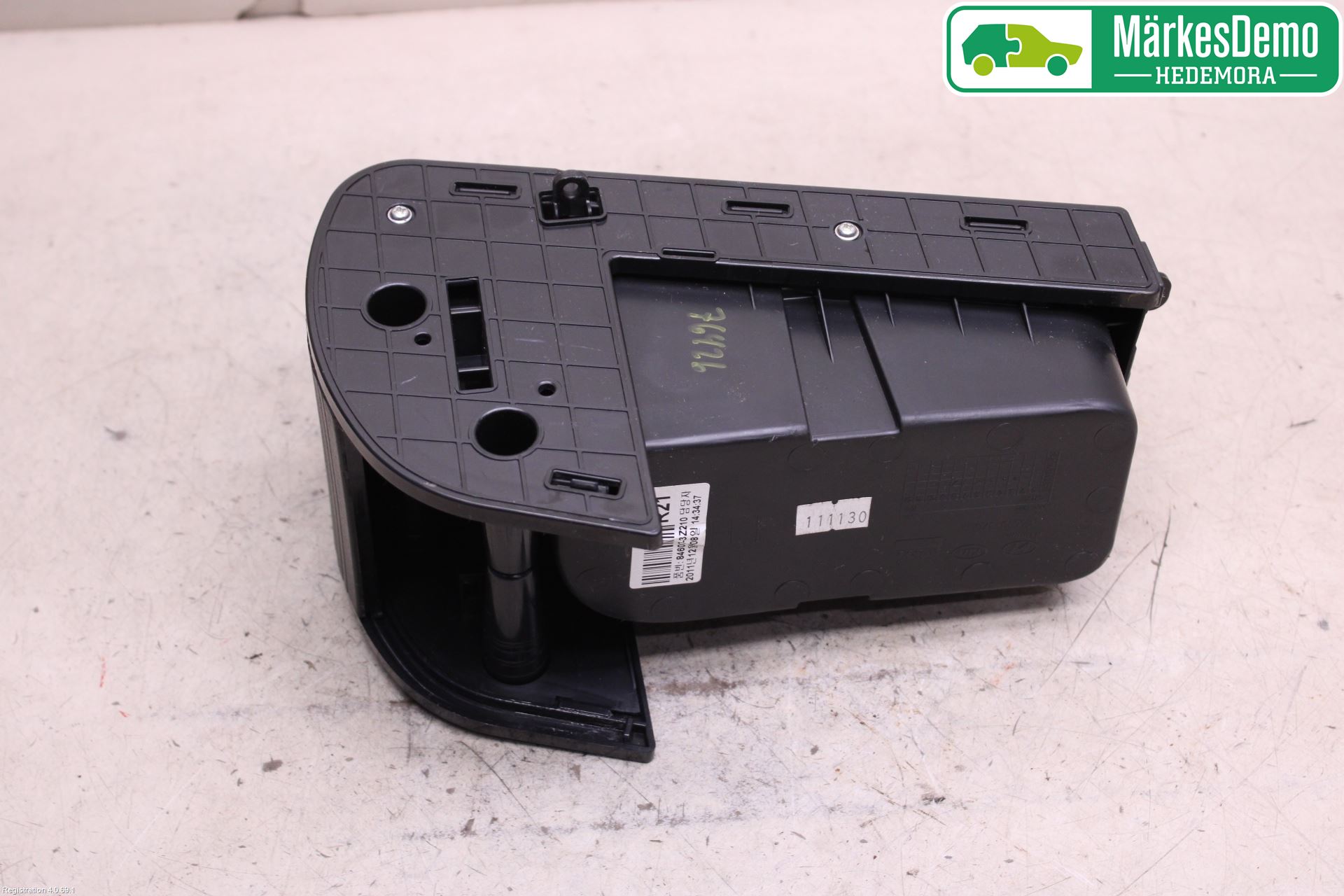 Hyundai i40 08-15 Innr Koppholder