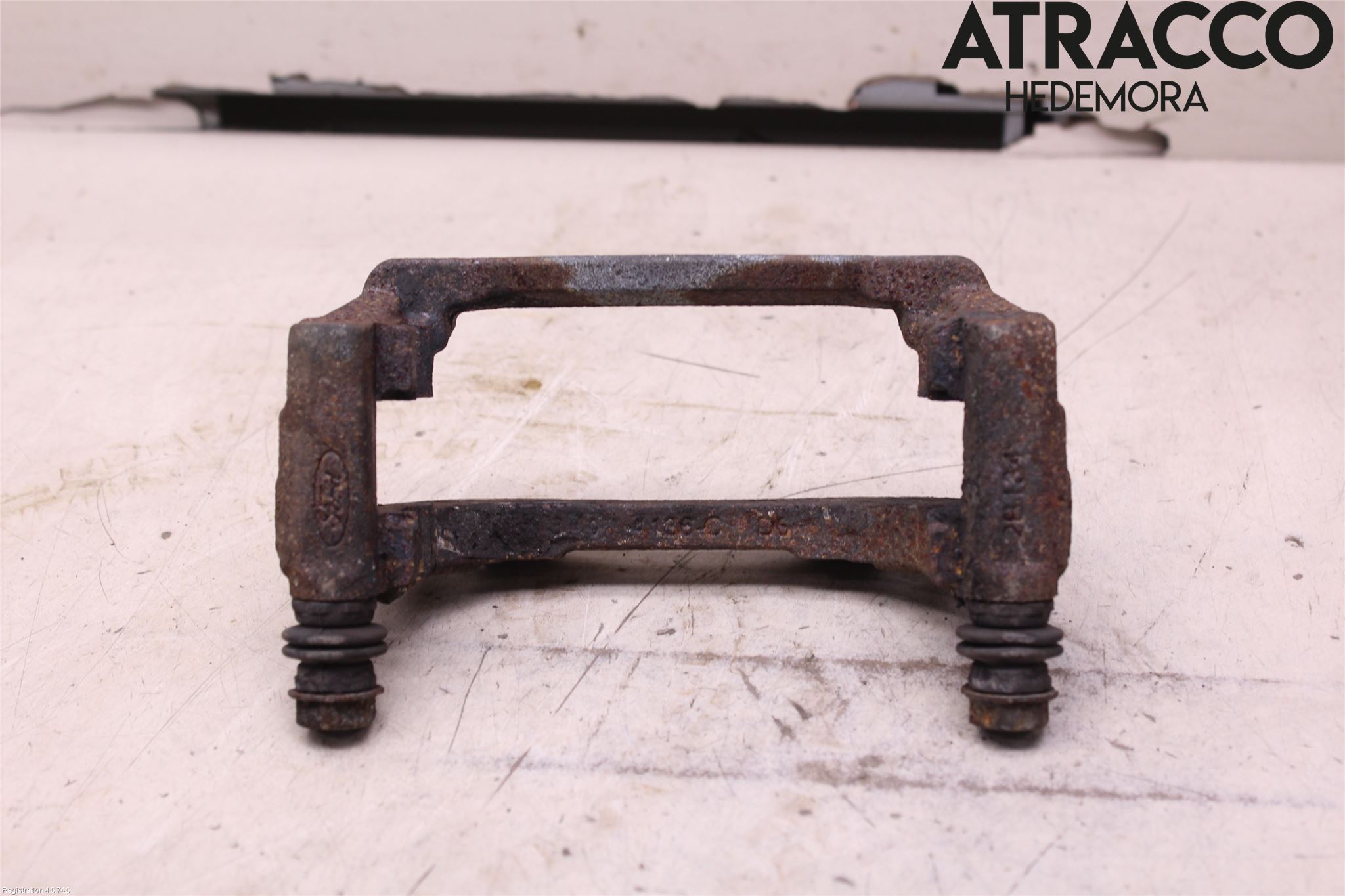 Ford TRANSIT/TOURNEO COURIER 13-23 Bremsecaliper Feste Holder