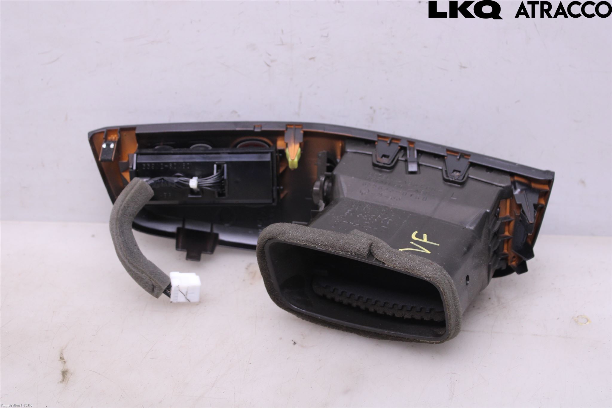 Toyota LANDCRUISER HDJ100 Dashbord Kanal - Dyse