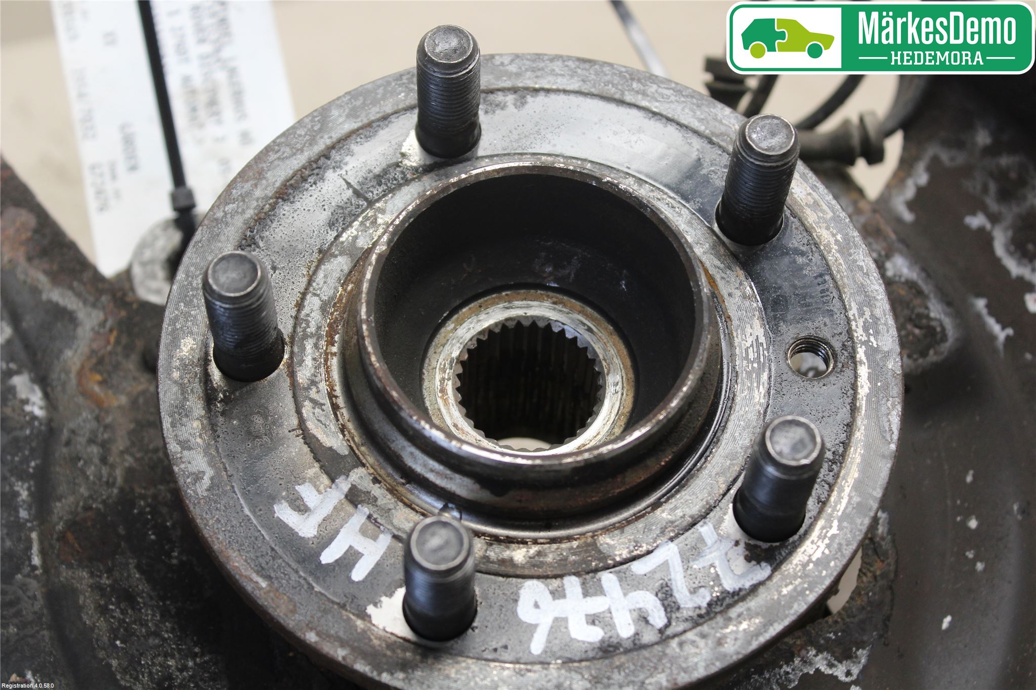 Landrover LAND ROVER DISCOVERY 3 05-09 Spindel Hf