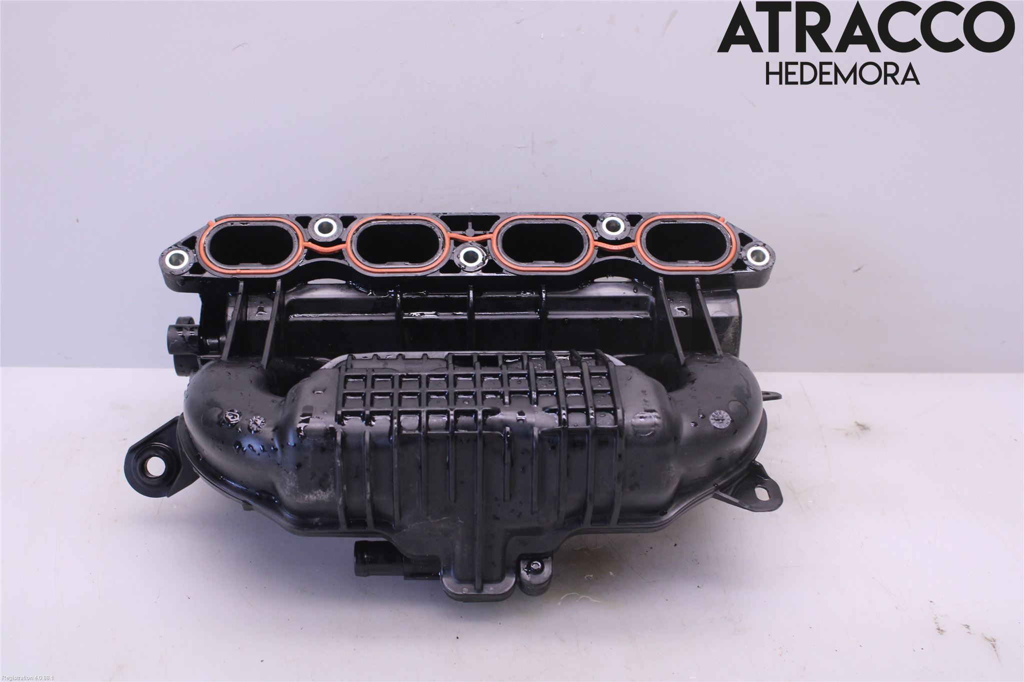 Toyota COROLLA 19- Innsugningsmanifold