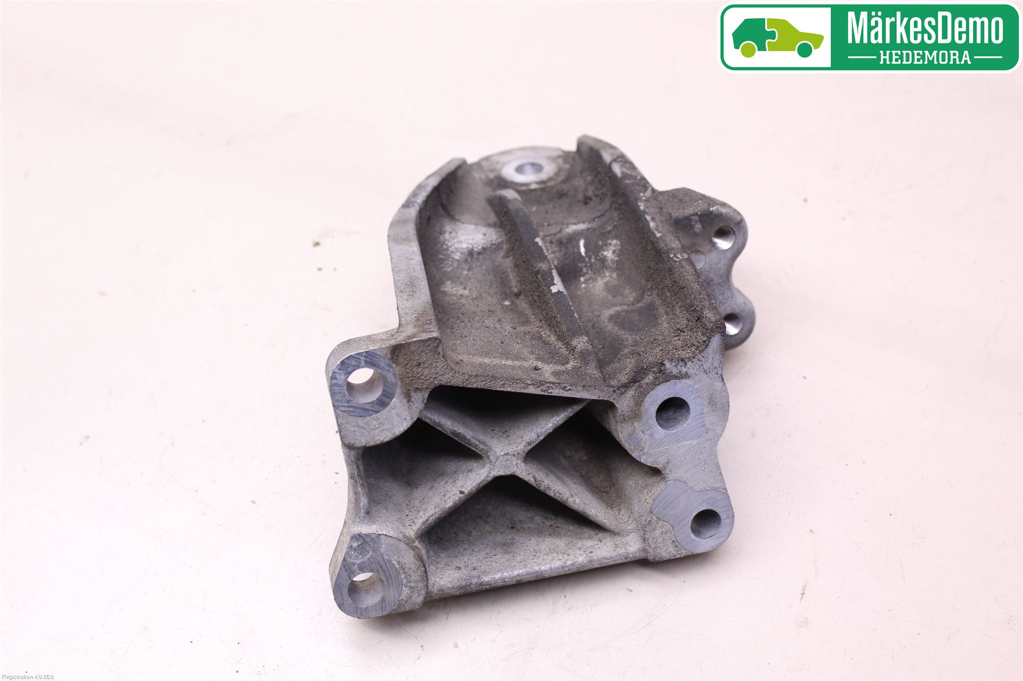 Lexus IS 220d/250/350 06-13 Motor Feste Stål-Alu