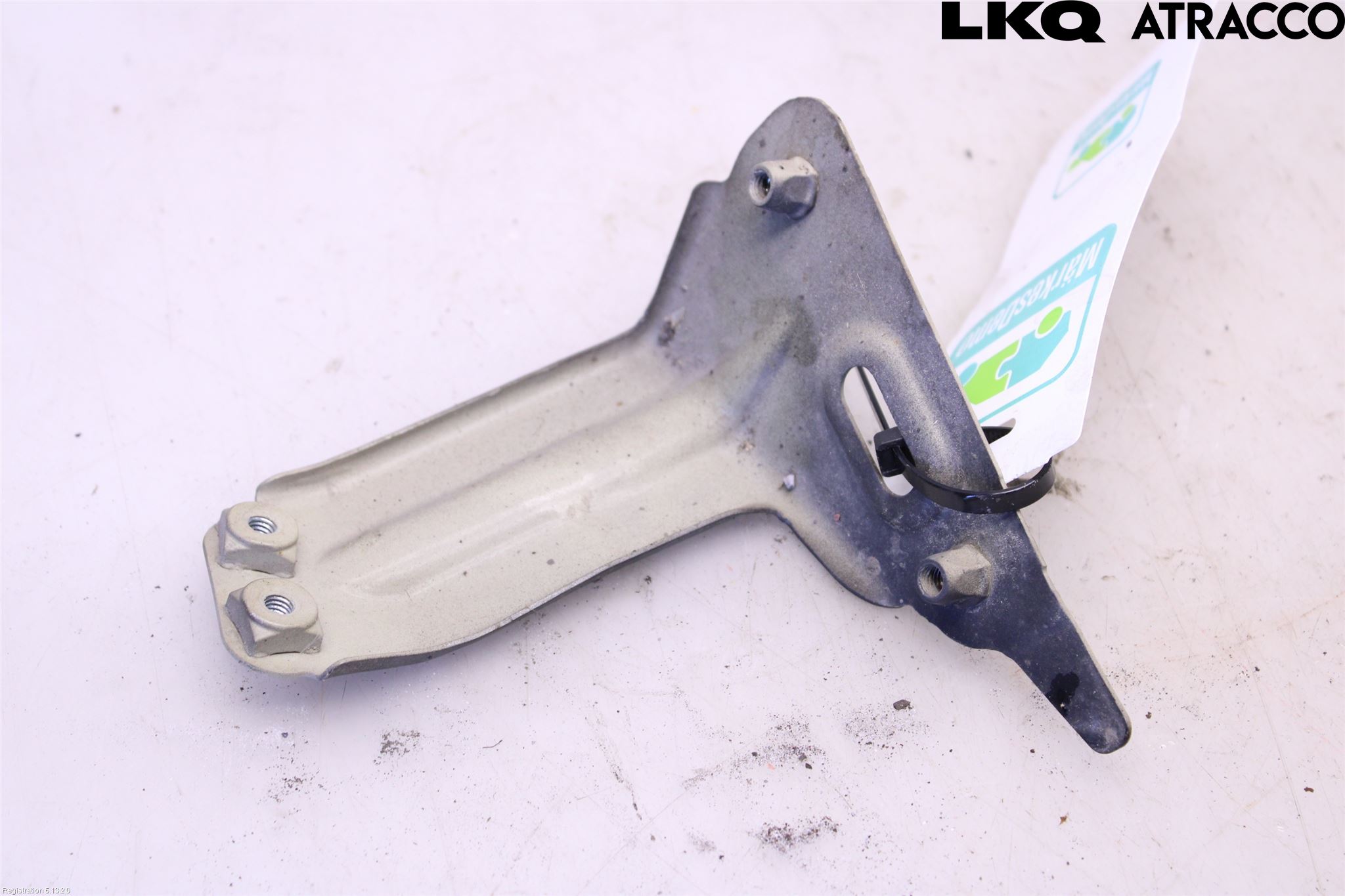 Volkswagen VW GOLF / E-GOLF VII 13-20 Frontskjermfeste Venstre