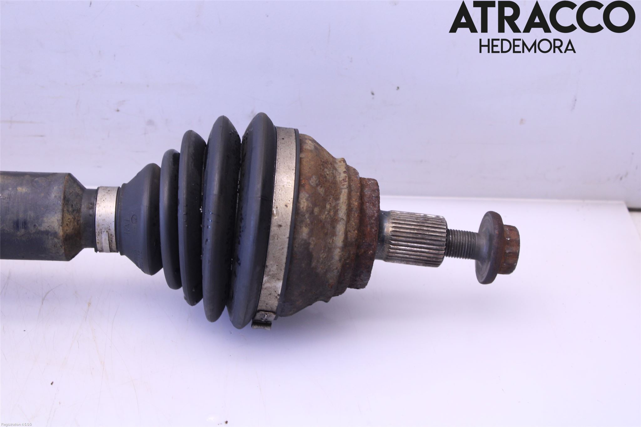 Volkswagen VW PASSAT 11-14 Drivaksel Foran Kompl Høyre