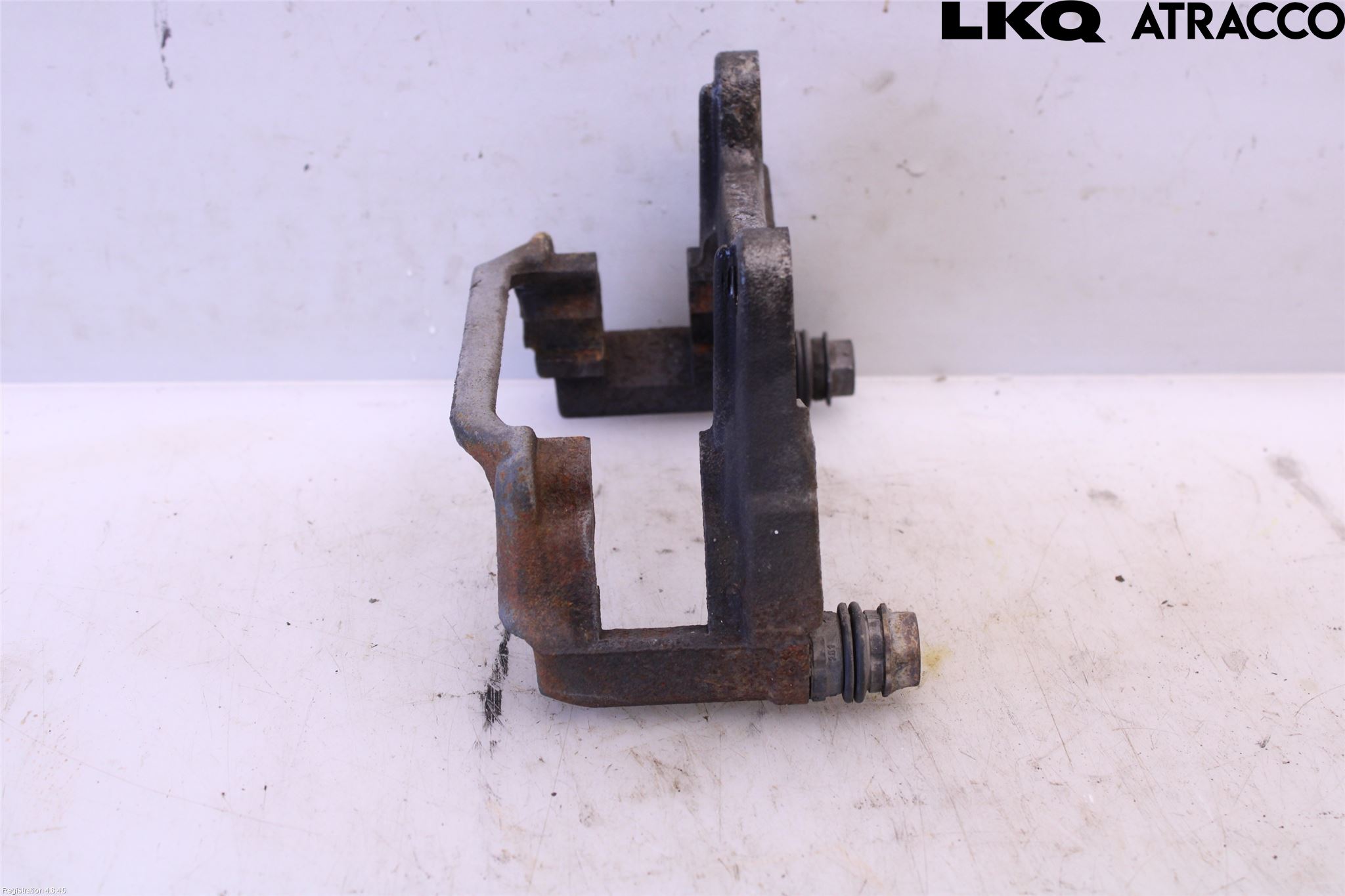 Audi A6 F2/C8 19- Bremsecaliper Feste Holder