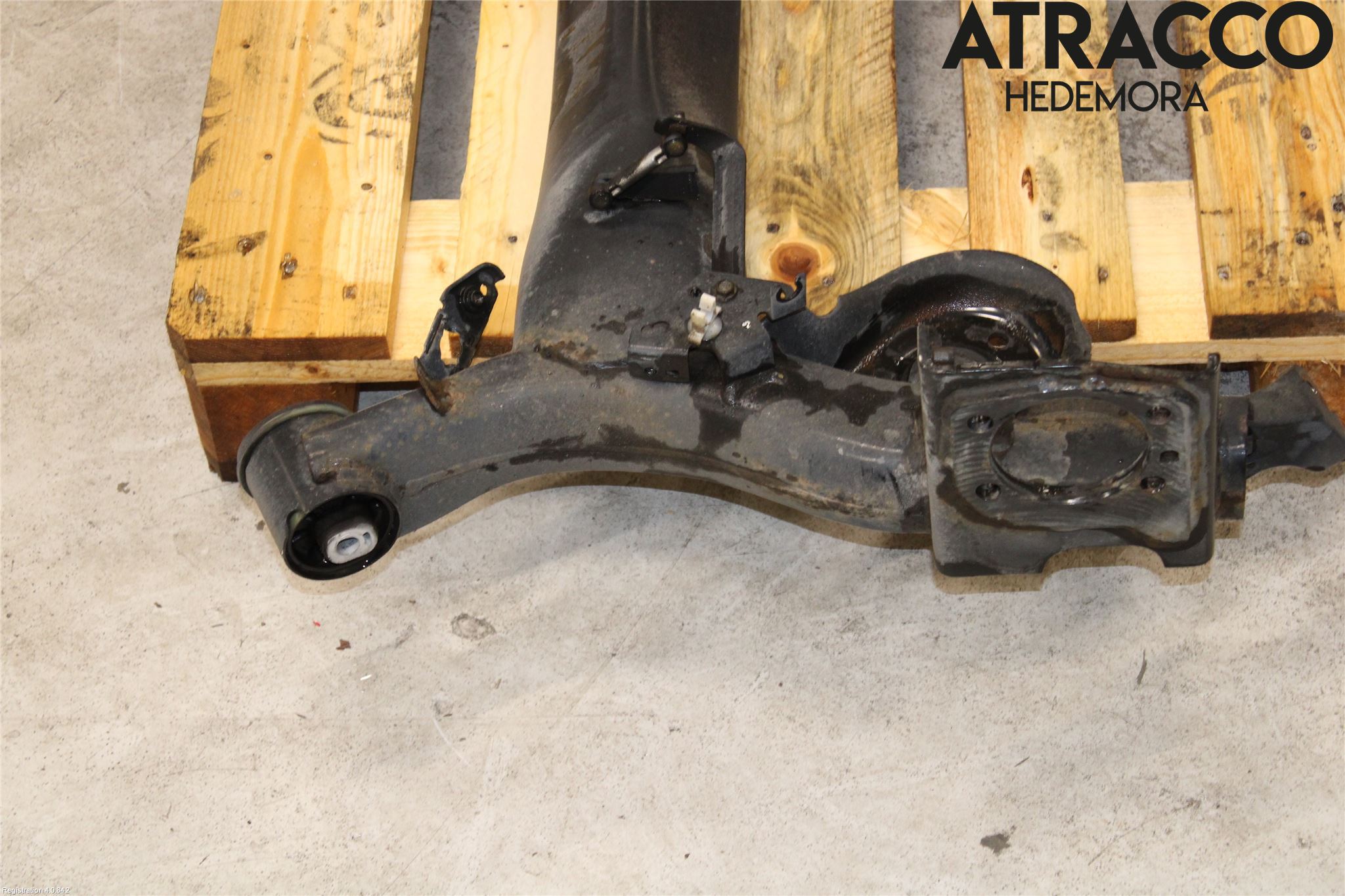 Nissan QASHQAI 17-21 Bakaksel Feste Travers-Ramme
