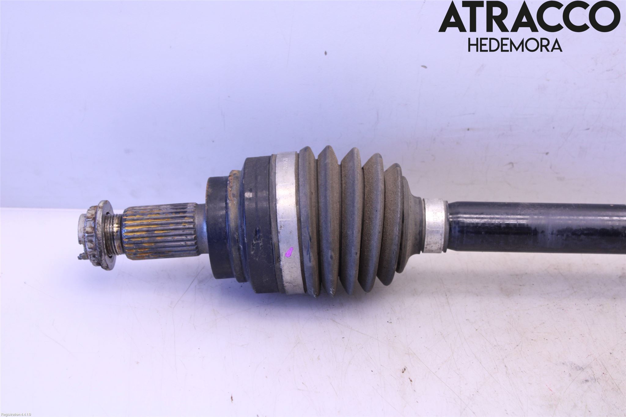 BMW 3 F30/F31/F80 12-19 Drivaksel Bak Kompl Venstre