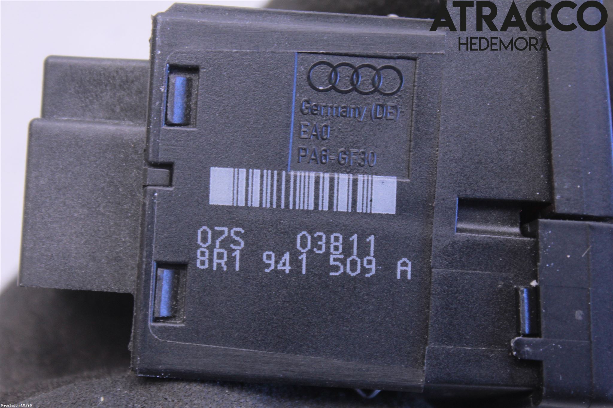 Audi Q5 09-16 Bryter Varsel (Nødblink)