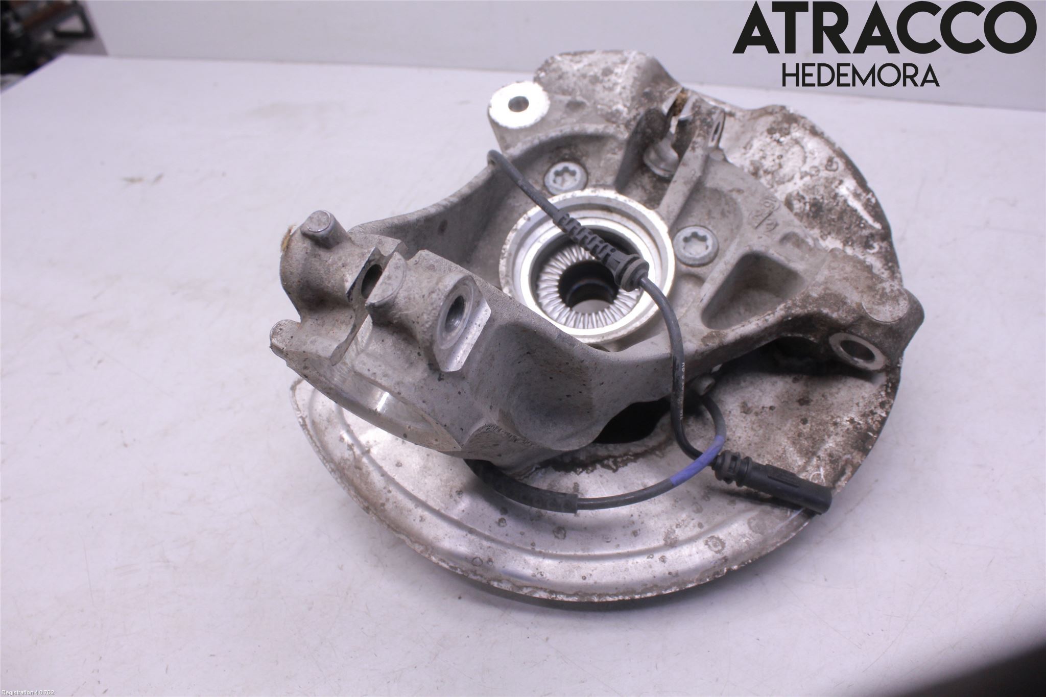 Mini ONE/COOPER 3DR F56 14-24 Spindel Vf