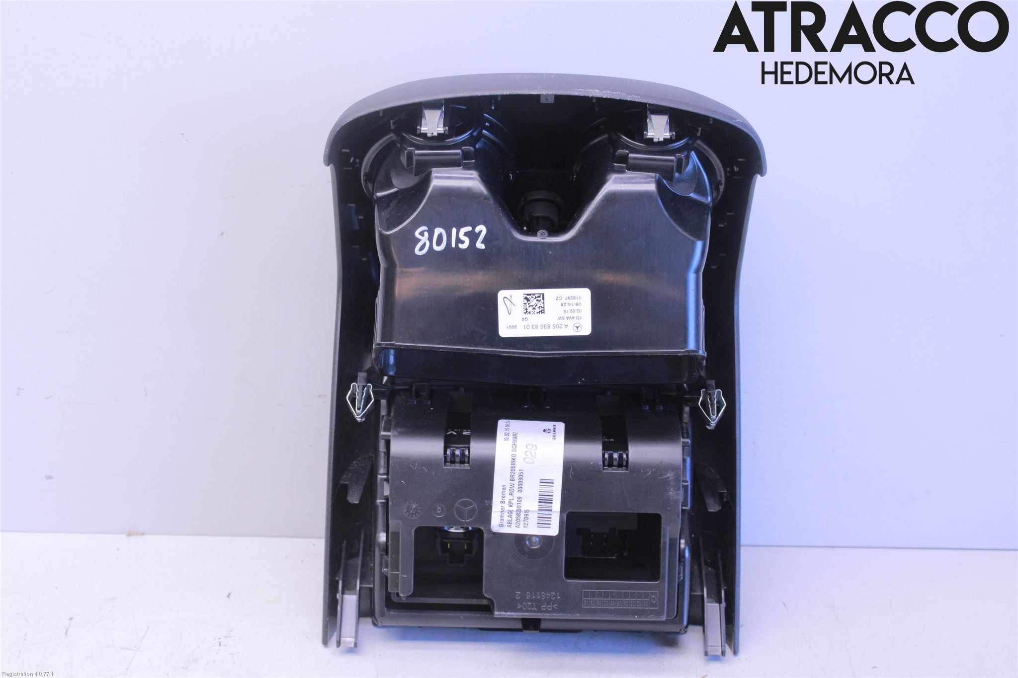 Mercedes-Benz MB C-KLASS (W205) 14-21 Dashbord Kanal - Dyse
