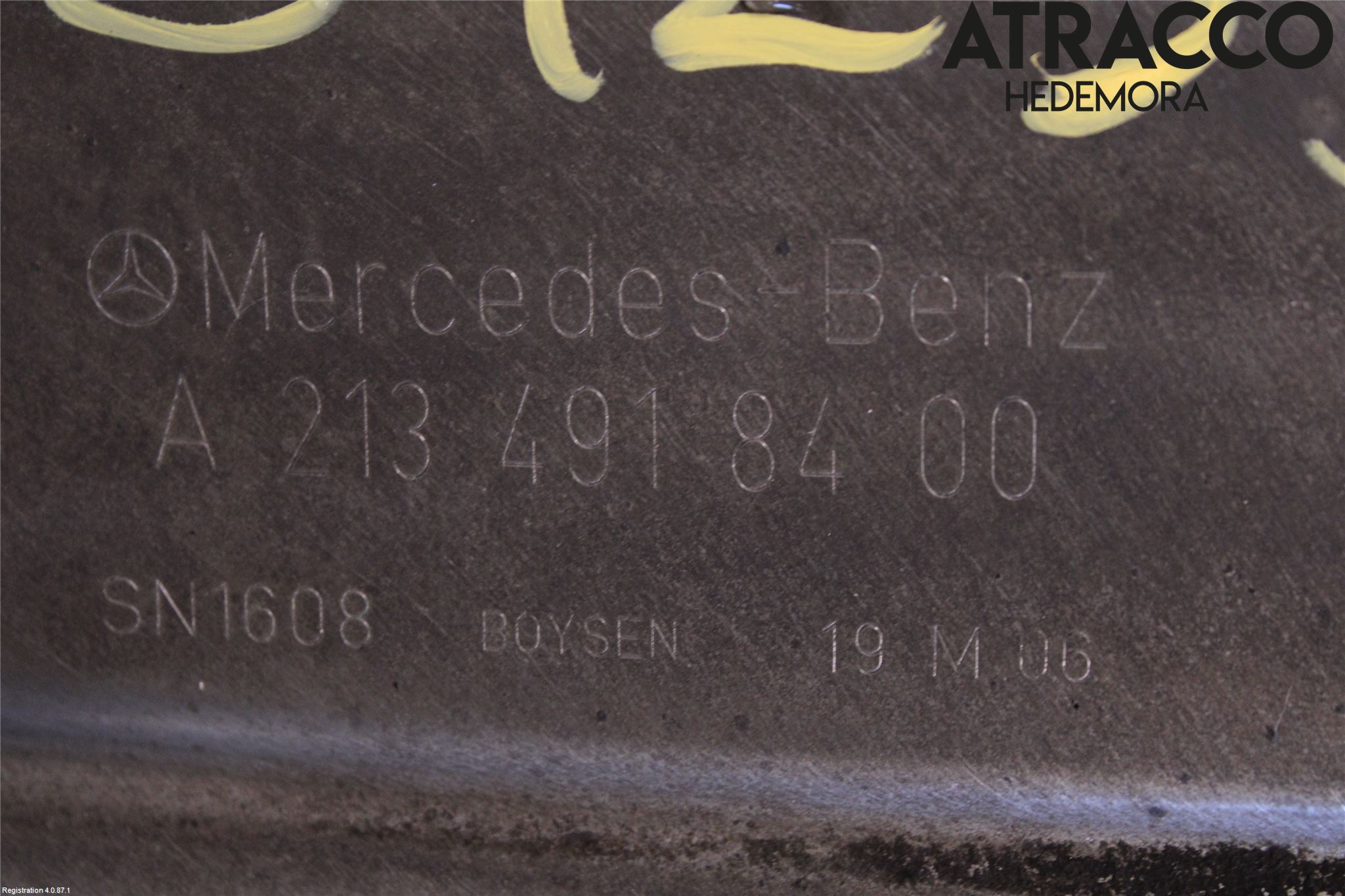 Mercedes-Benz MB C-KLASS (W205) 14-21 Eksos Bakre Potte