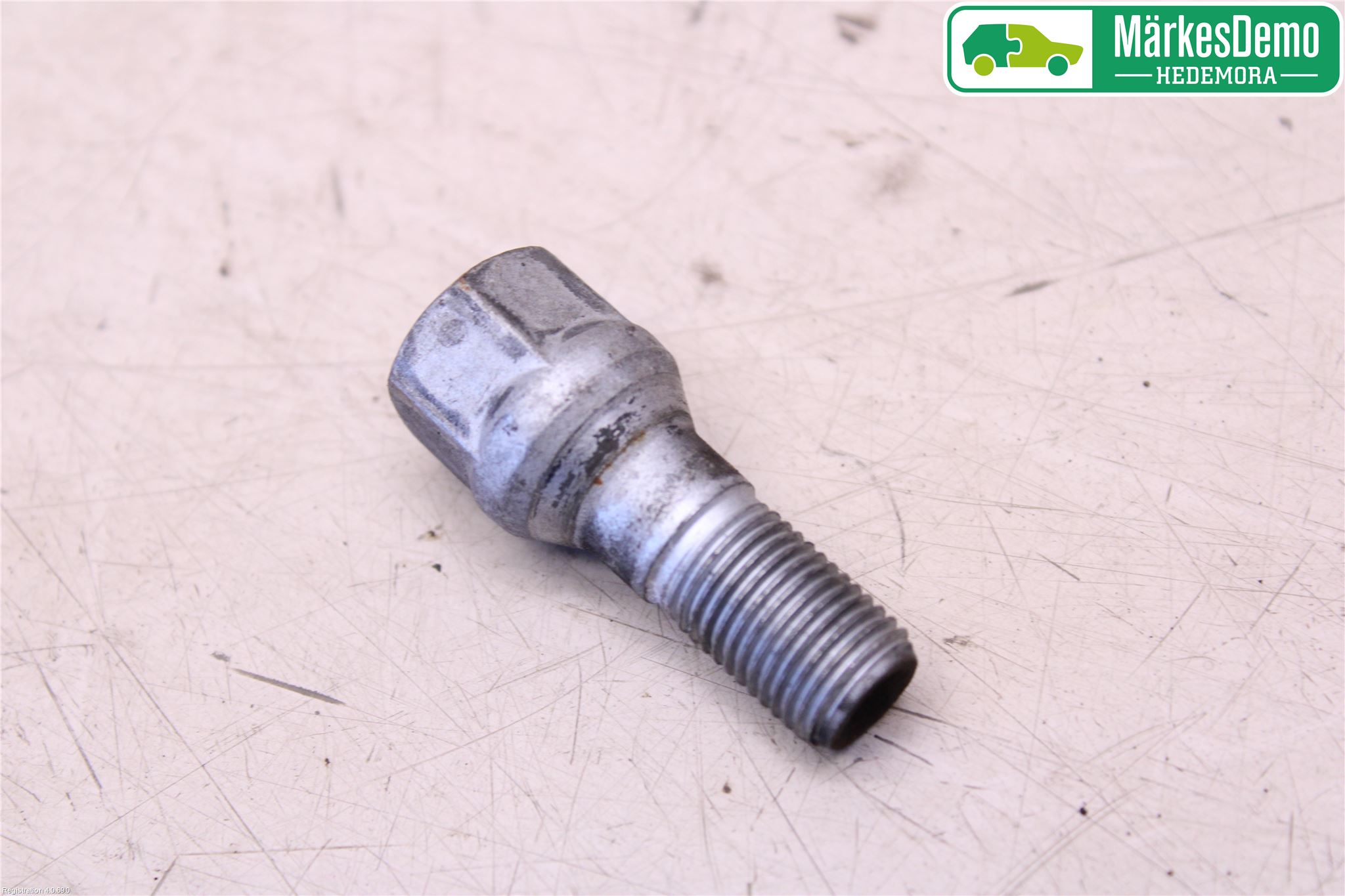 Peugeot PARTNER 16-18 Hjulmutter - Bolt - Sett