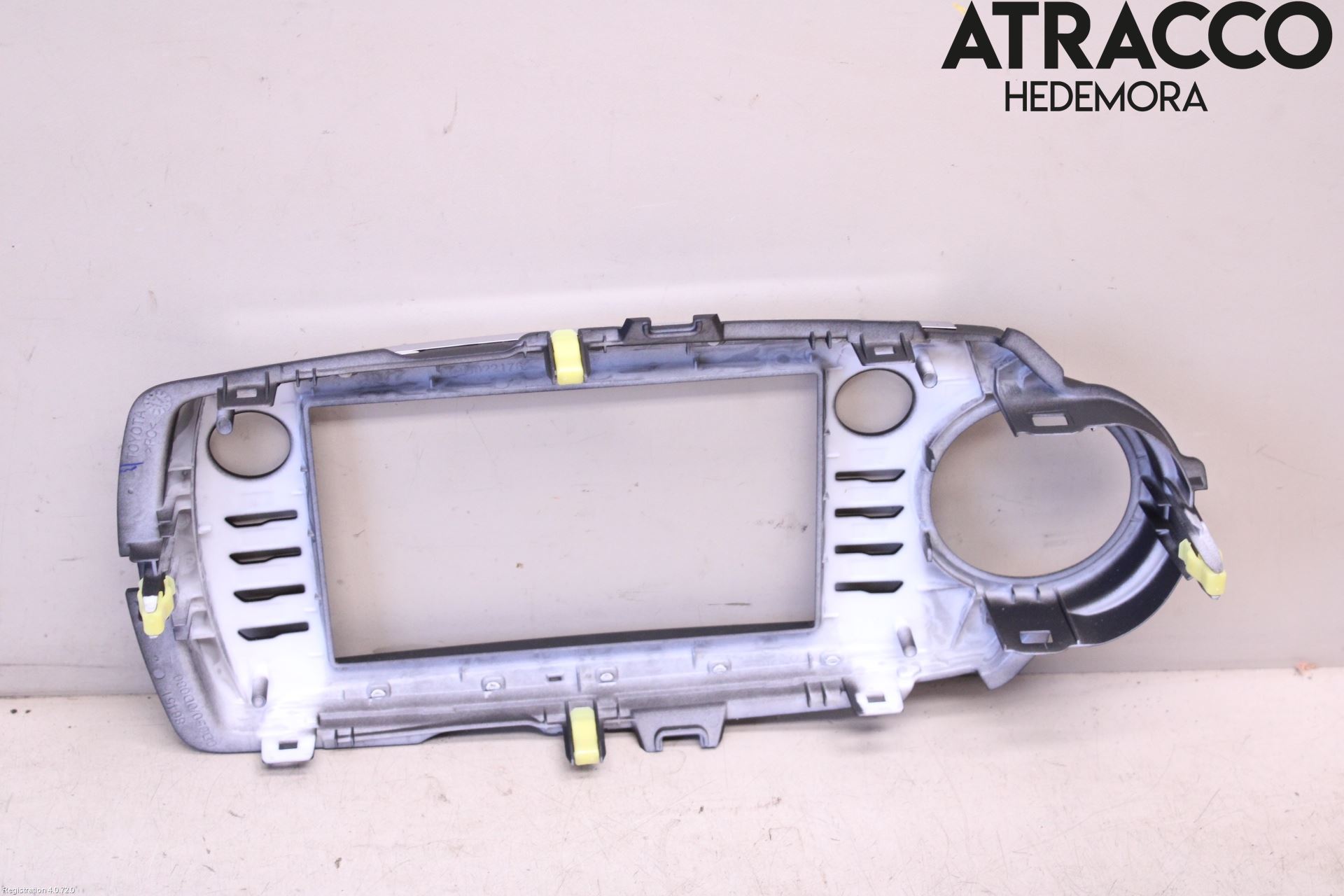 Toyota YARIS XP130 15-20 Innr Radio Ramme