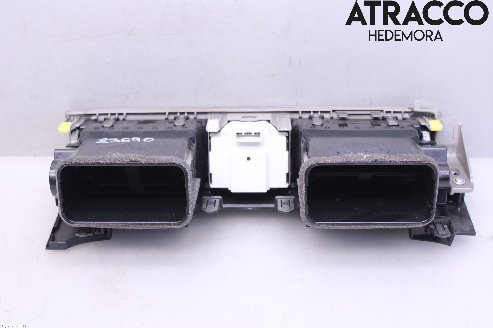 Lexus IS 250/350 14-20 Dashbord Kanal - Dyse