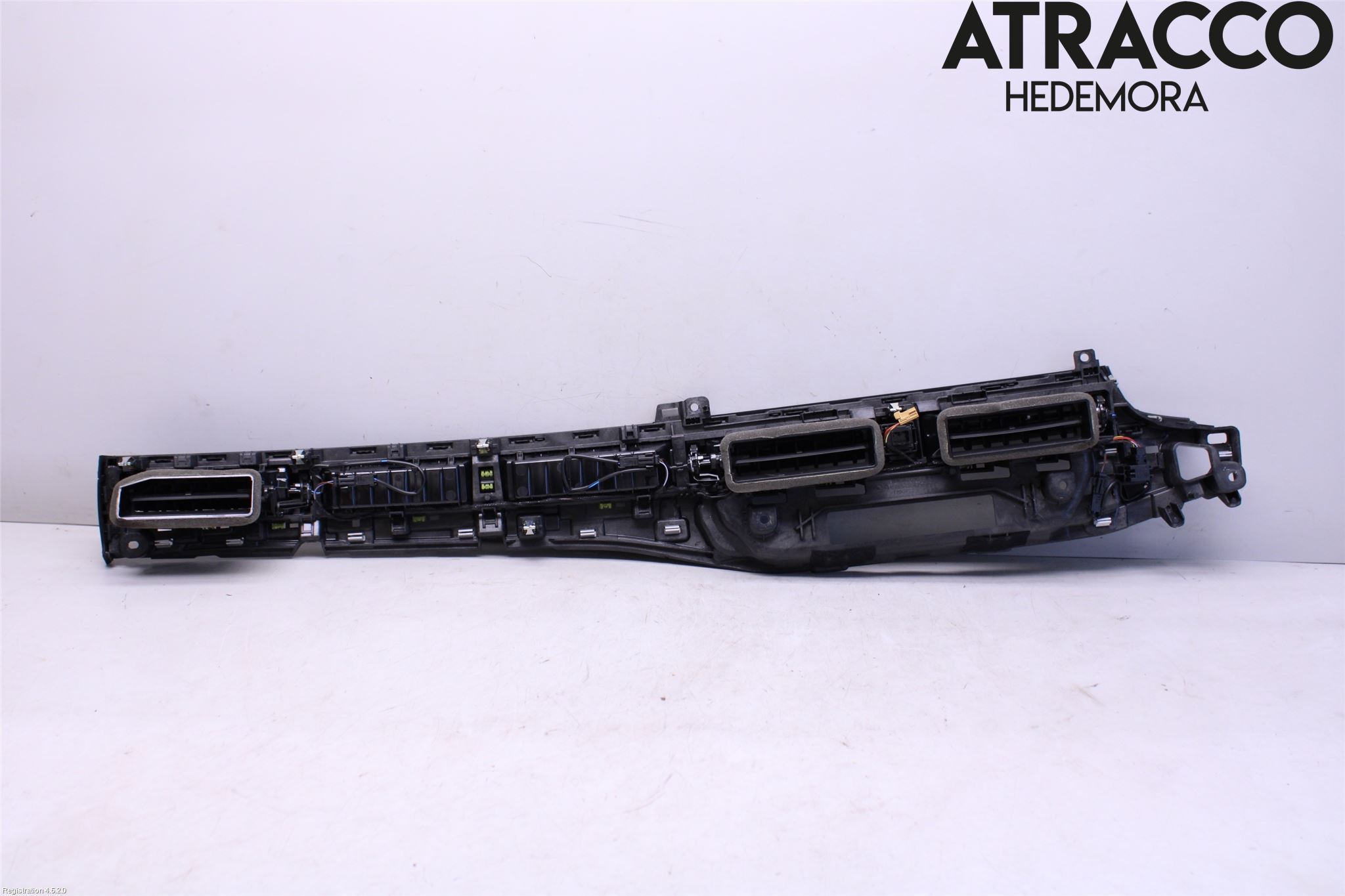 Audi A4/S4 B9 16-19 Dashbord Kanal - Dyse