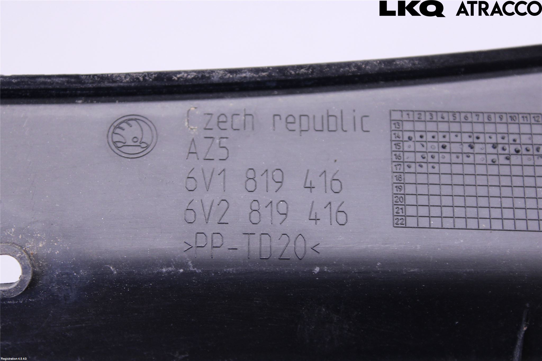 Skoda FABIA 15-21 Visker Deksel-Grill-Under Frr