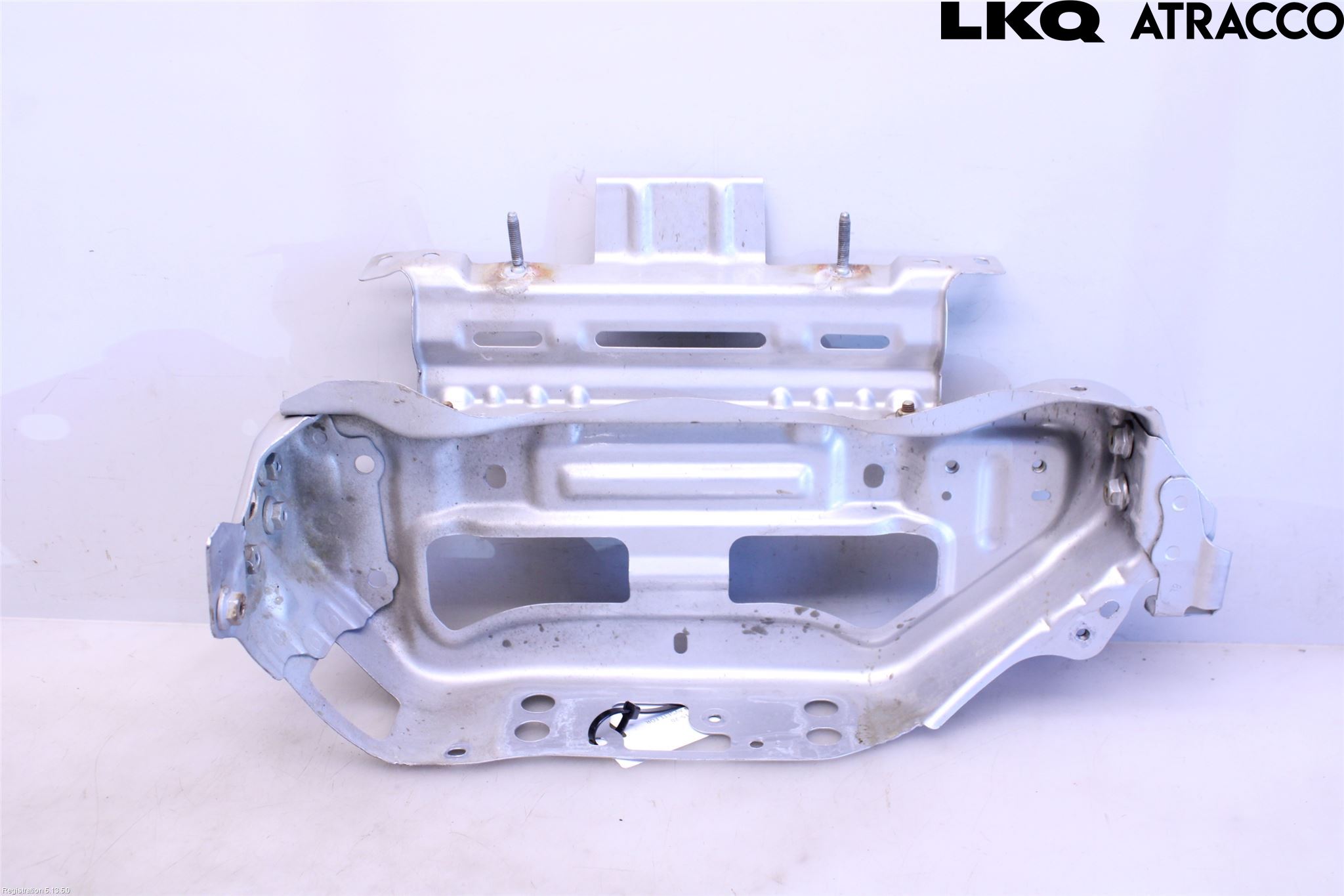 Toyota YARIS XP130 15-20 Frontplate