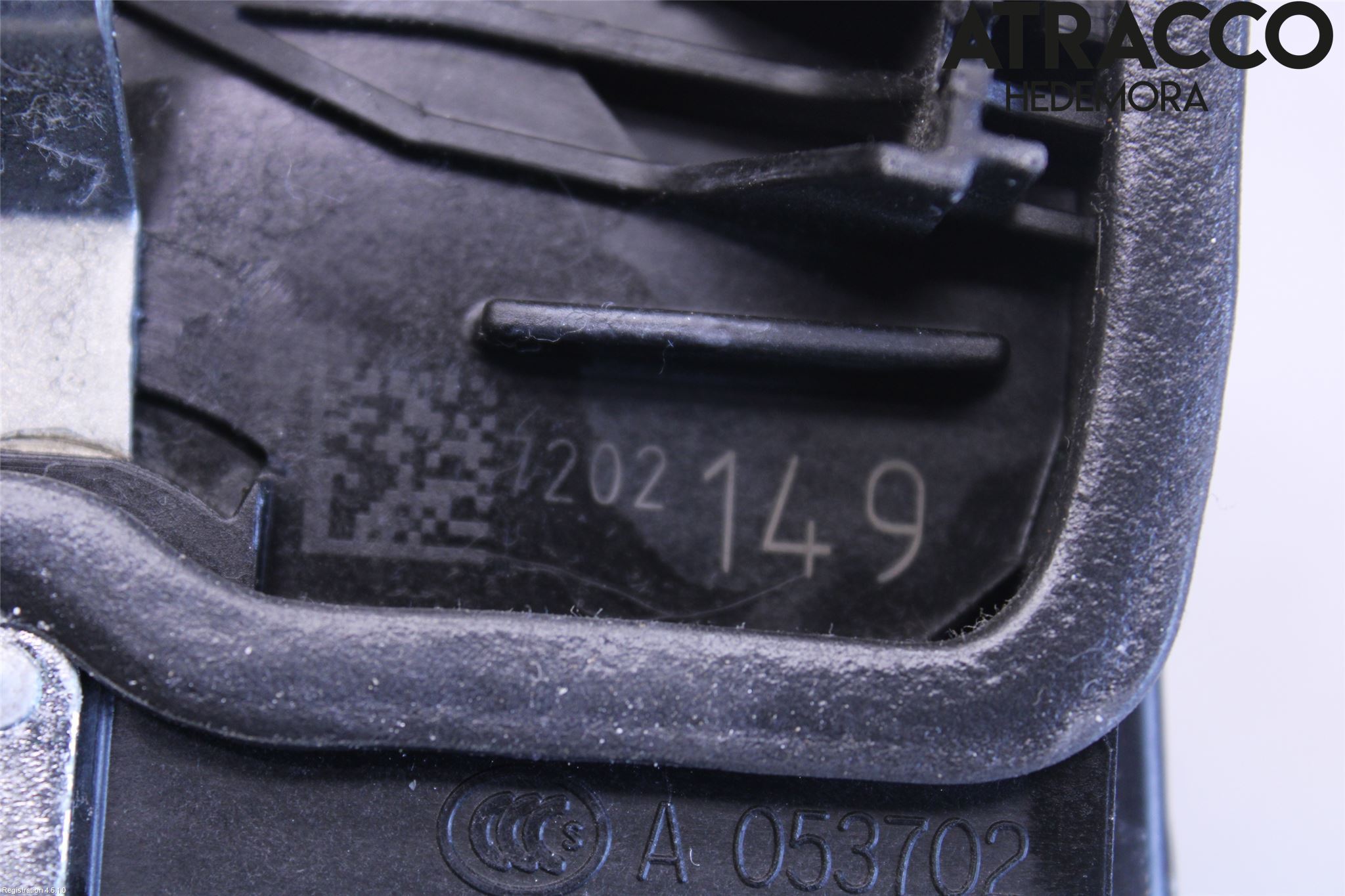 BMW 3 F30/F31/F80 12-19 Dørlås - Låsekasse