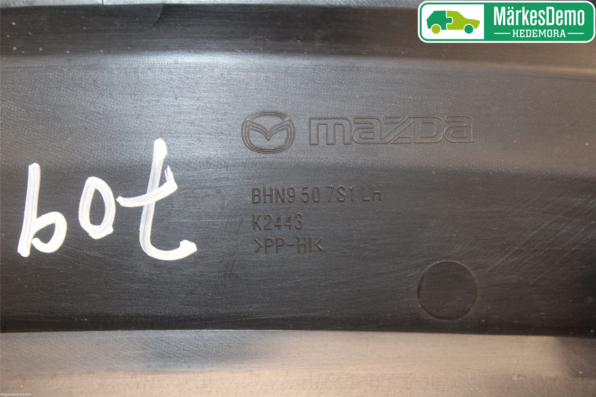 Mazda 3 III 14-19 Visker Deksel-Grill-Under Frr