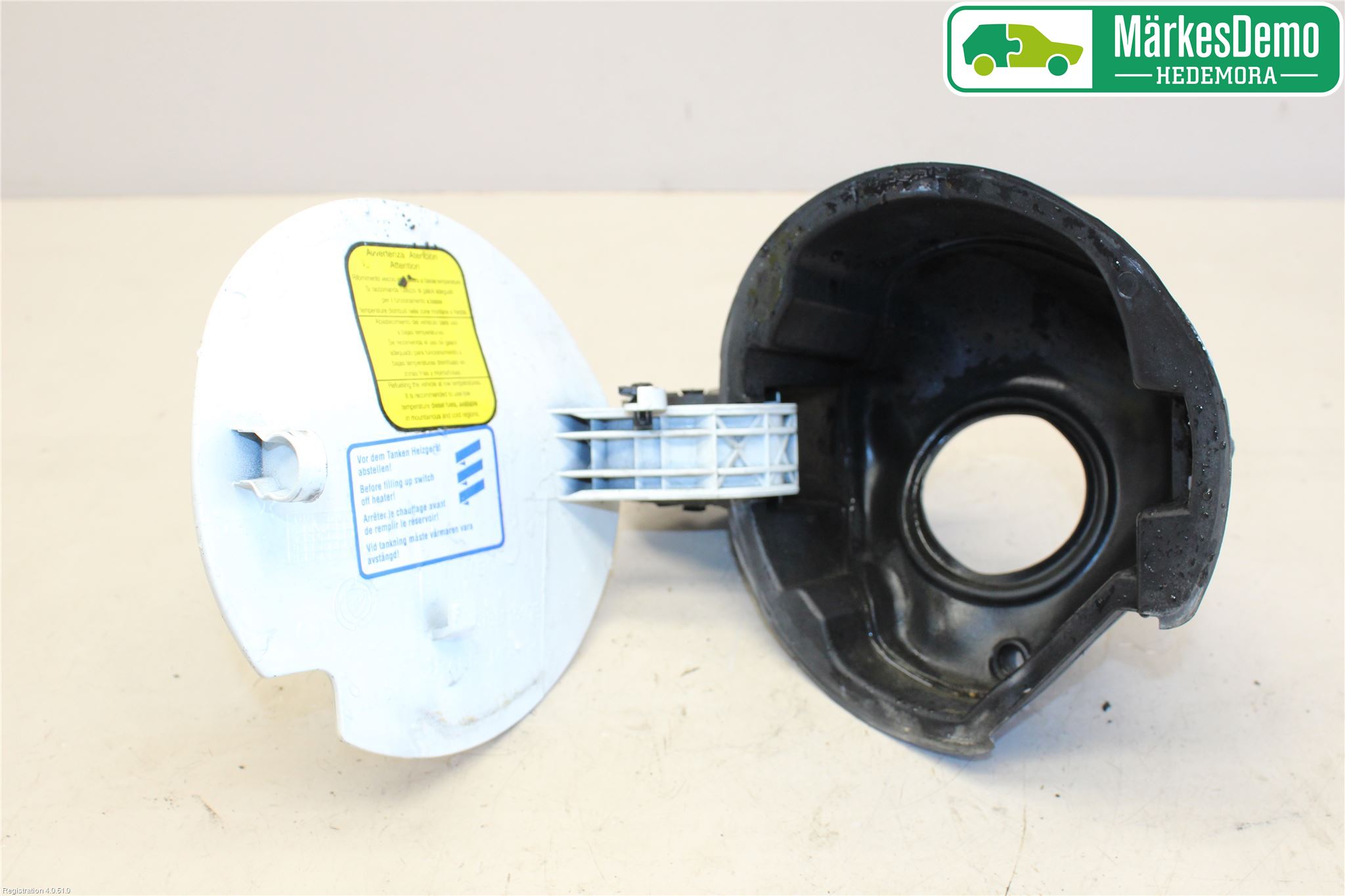 Opel COMBO D 12-18 Drivstoff Tankluke