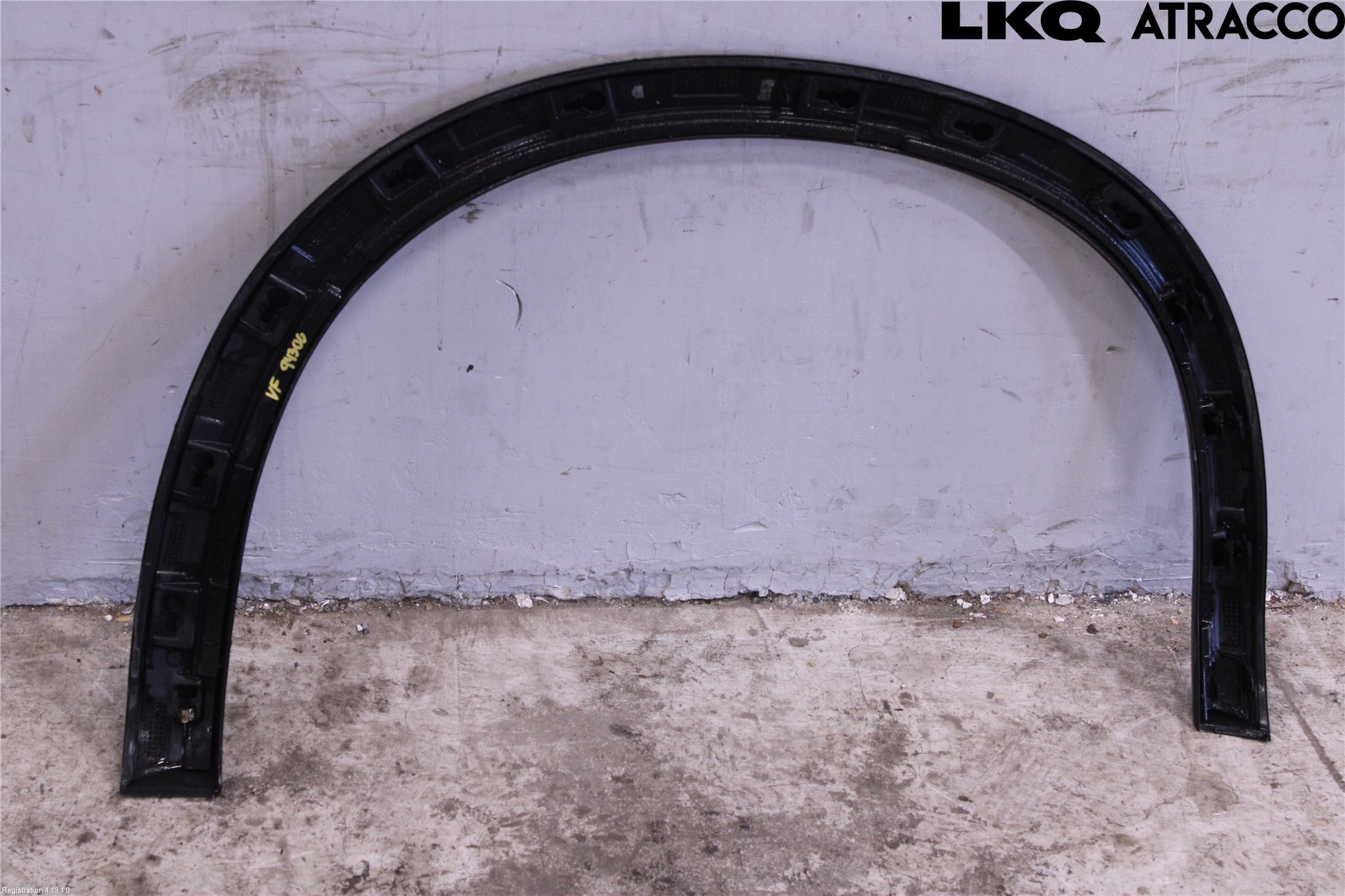Volvo V60 CROSS COUNTRY 16-18 Skjerm Bredder