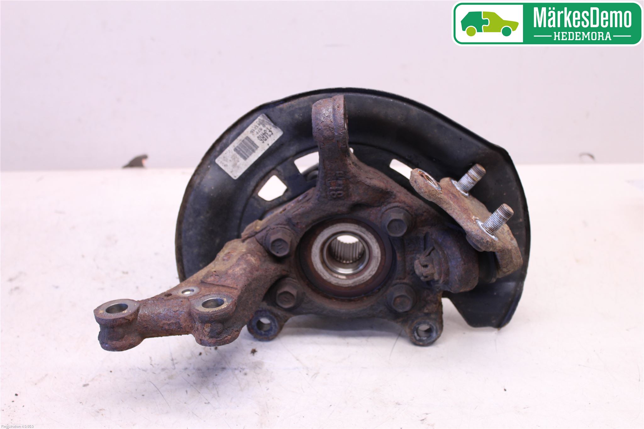 Toyota AVENSIS 09-15 Spindel Hf