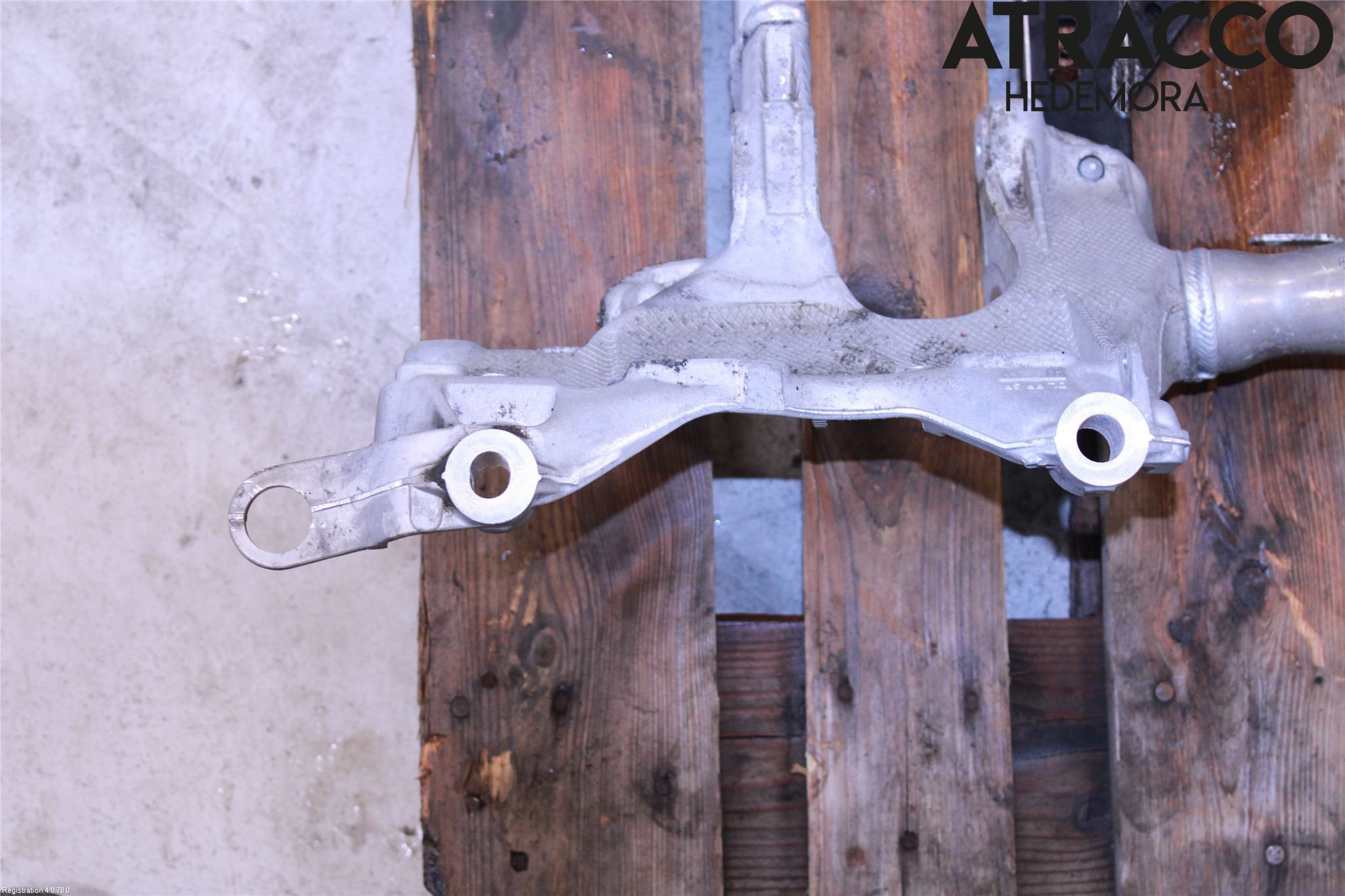 BMW 5 F10/F11/F18 09-17 Forstillingsbjelke(Tvergående)