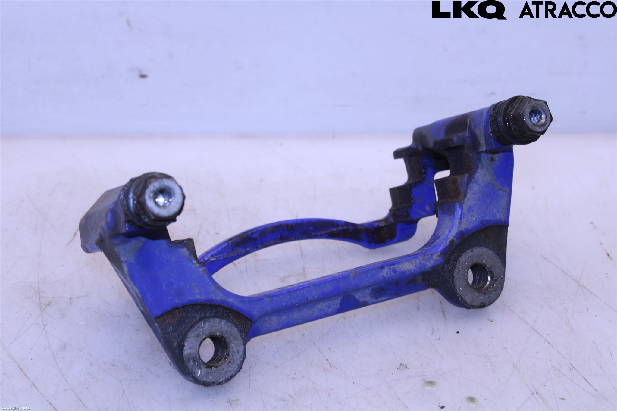 Volkswagen VW PASSAT 15-19 Bremsecaliper Feste Holder