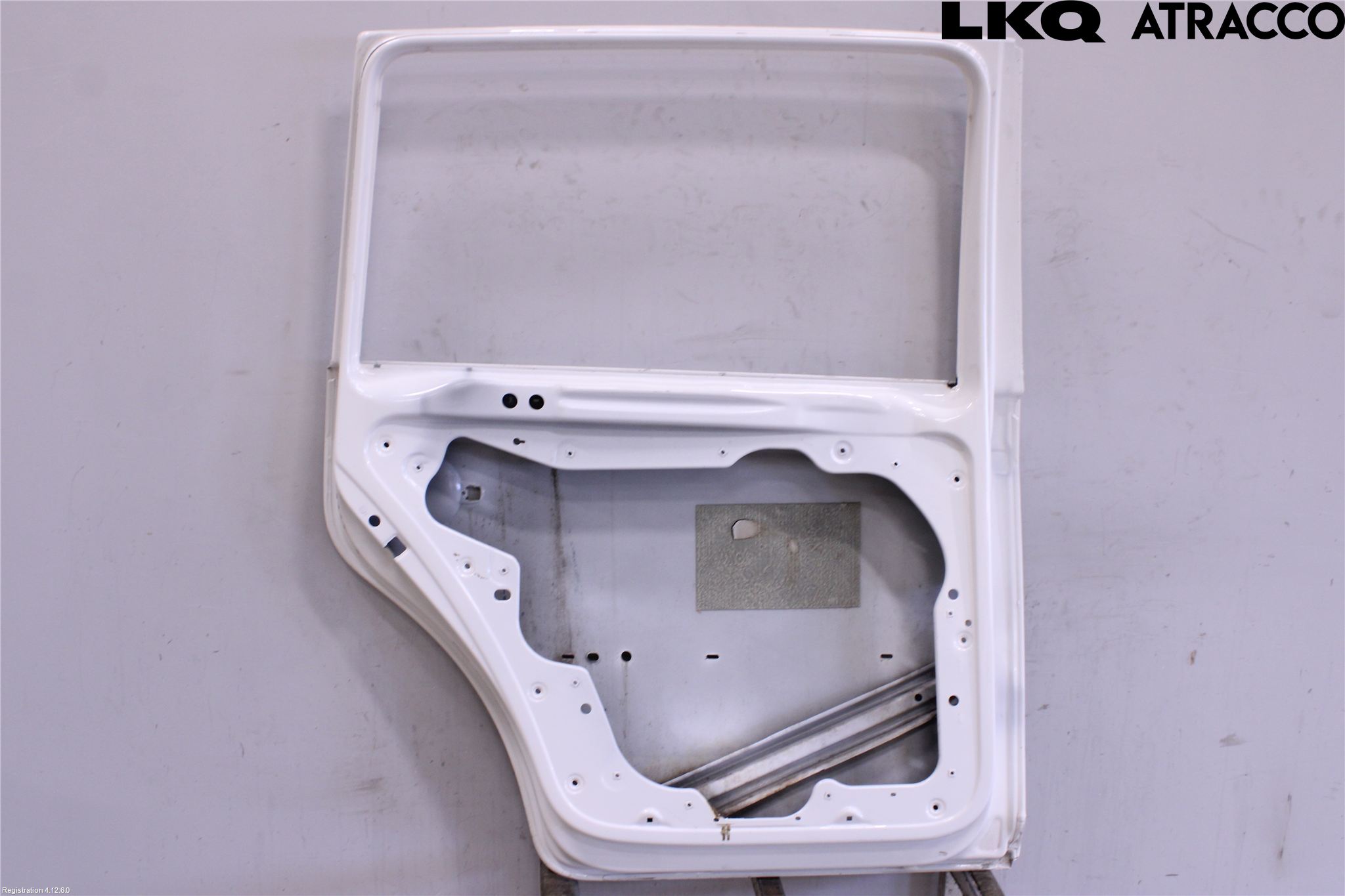 Volkswagen VW TOURAN 10-15 Dør 4D Bak Venstre