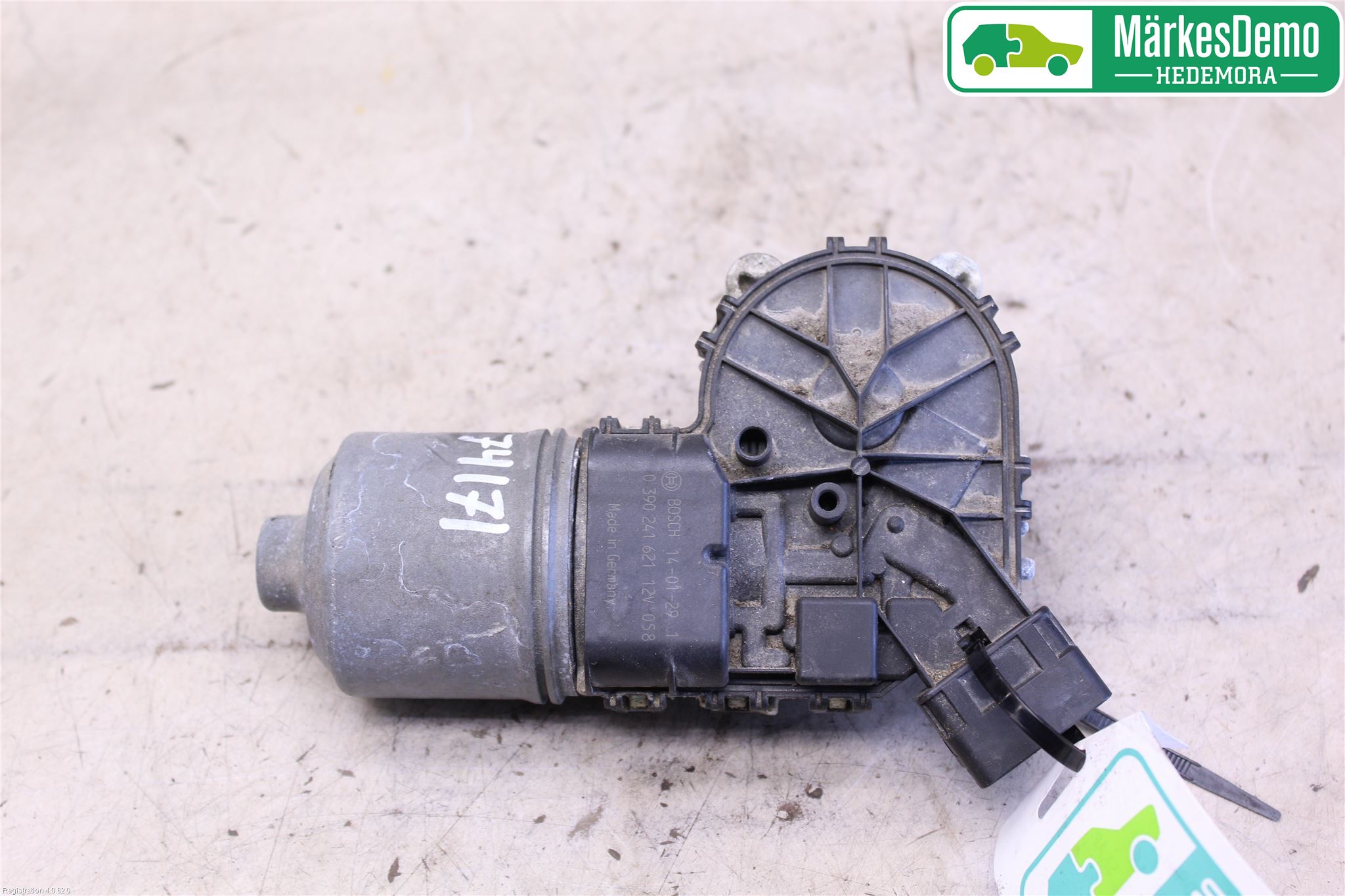 Peugeot PARTNER 08-15 Viskermotor Frontrute