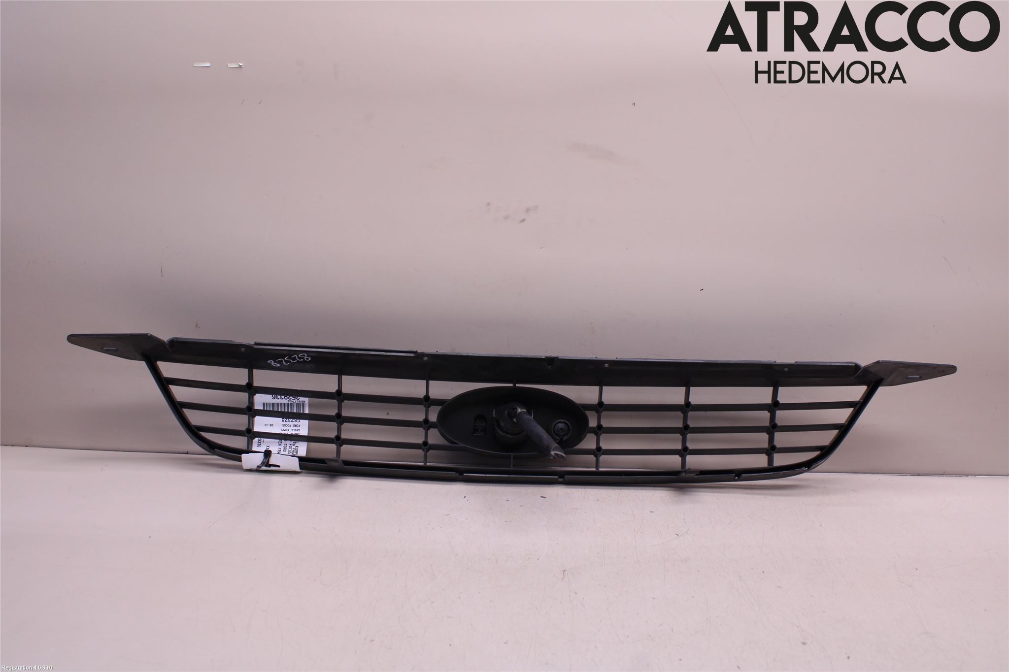 Ford FOCUS 08-11 Grill Komplett