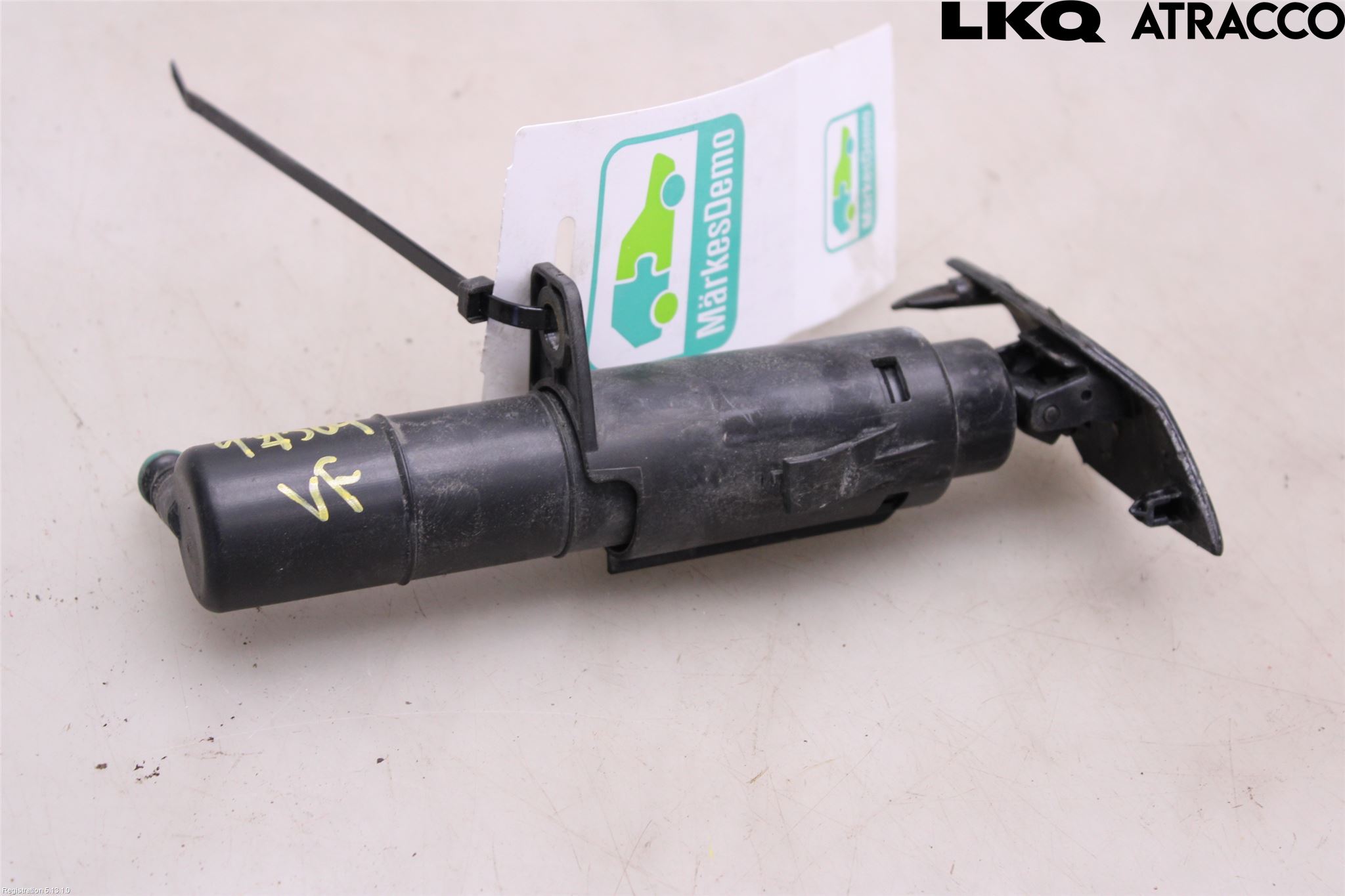 Volkswagen VW GOLF VI 09-13 Spylerdyse Frontlykter