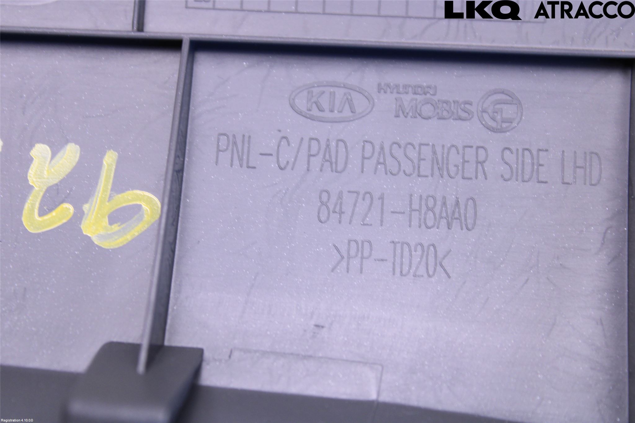 Kia STONIC 18->> Innr Dekor Instrbord