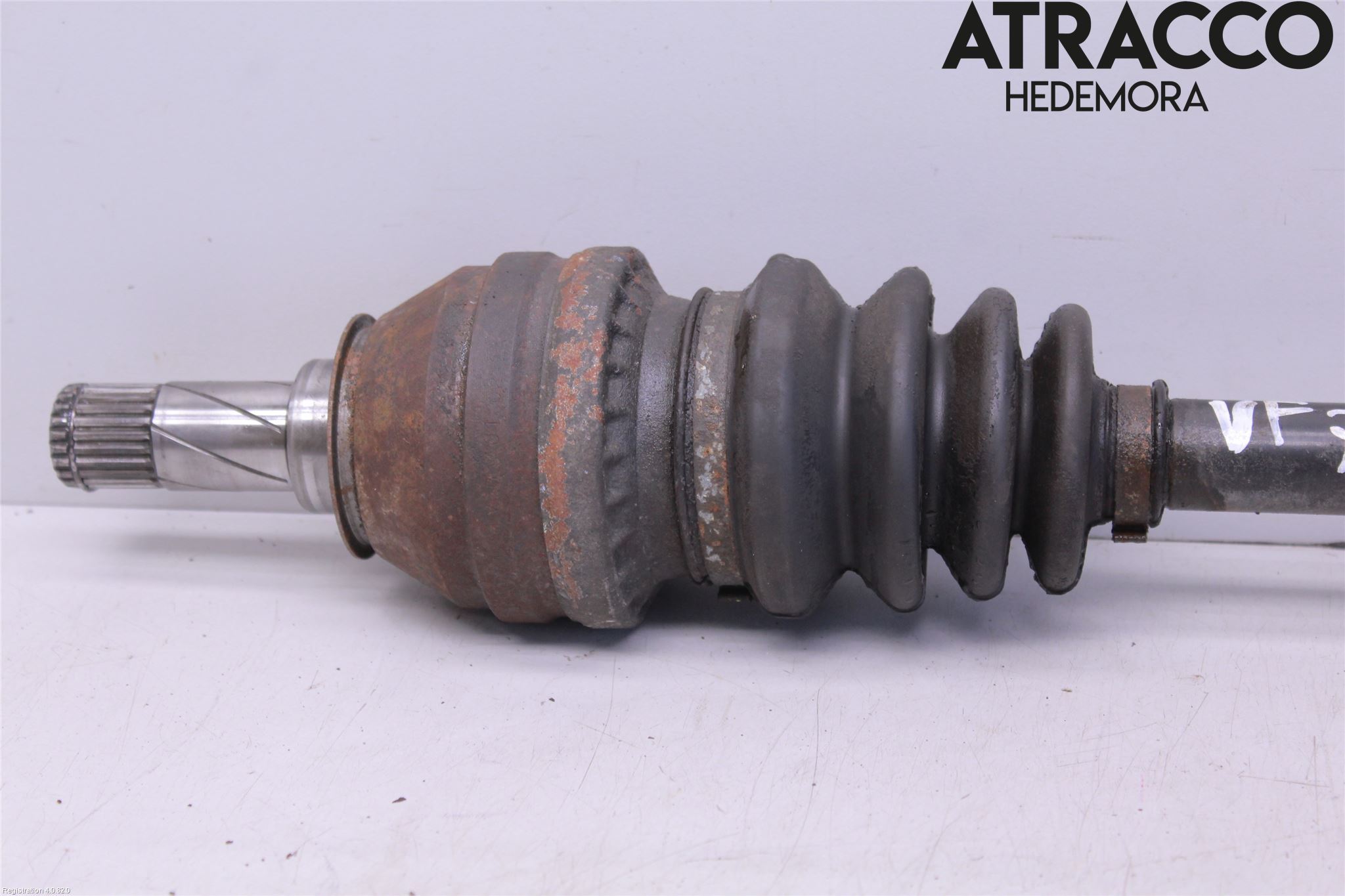 Opel ASTRA H 04-12 Drivaksel Foran Kompl Venstre