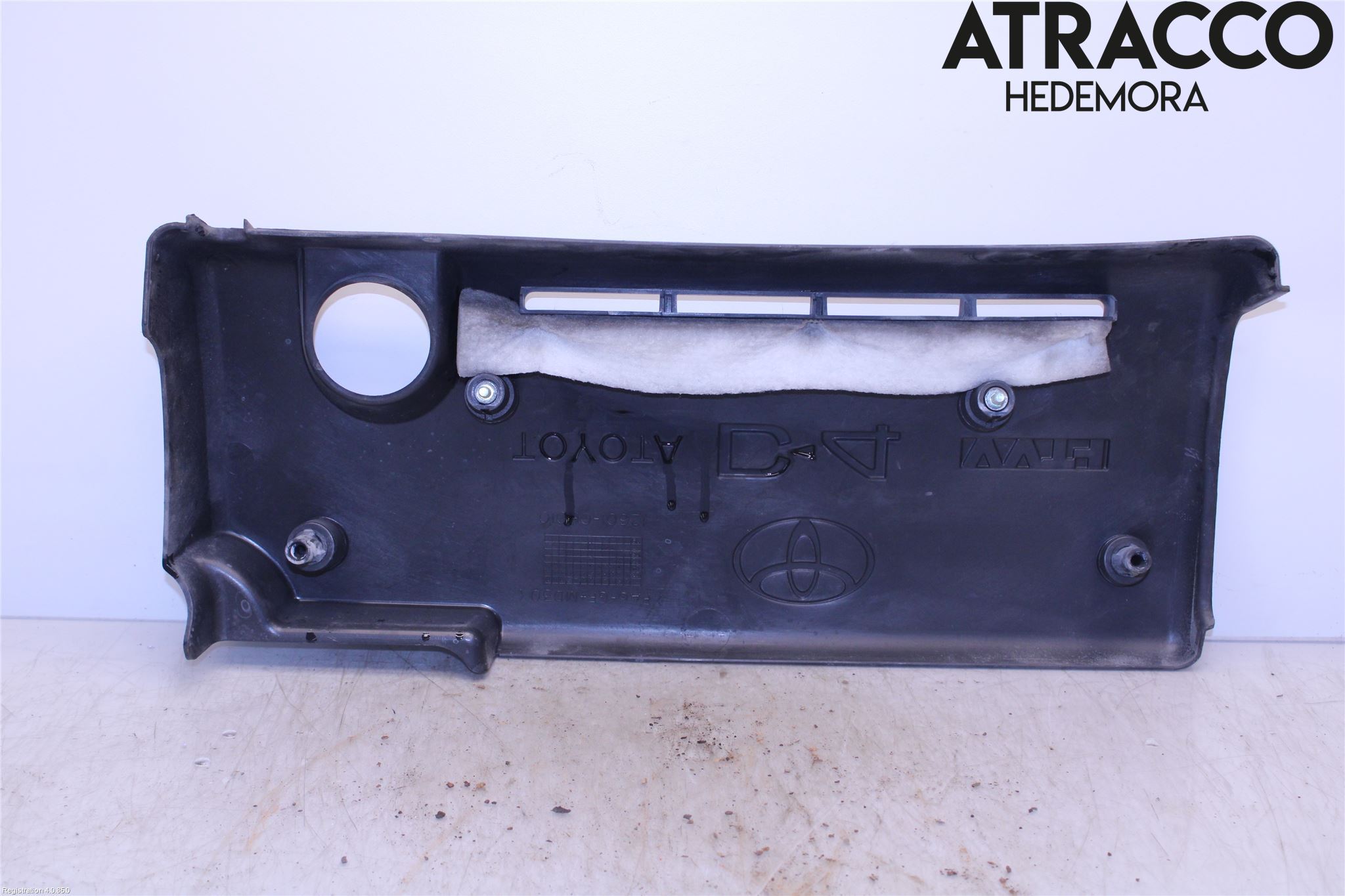 Toyota AVENSIS 03-06 Motor Deksel Over Motor