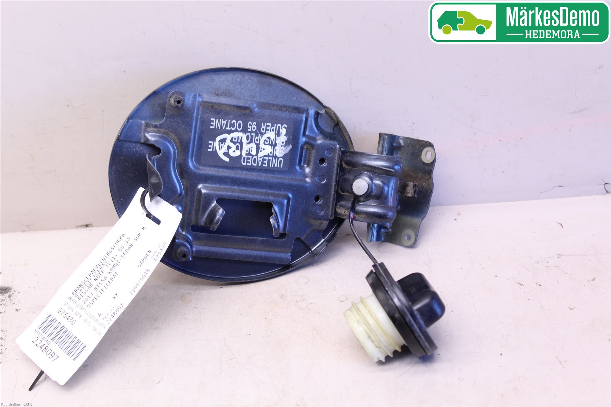Nissan NOTE E11 06-14 Drivstoff Tankluke